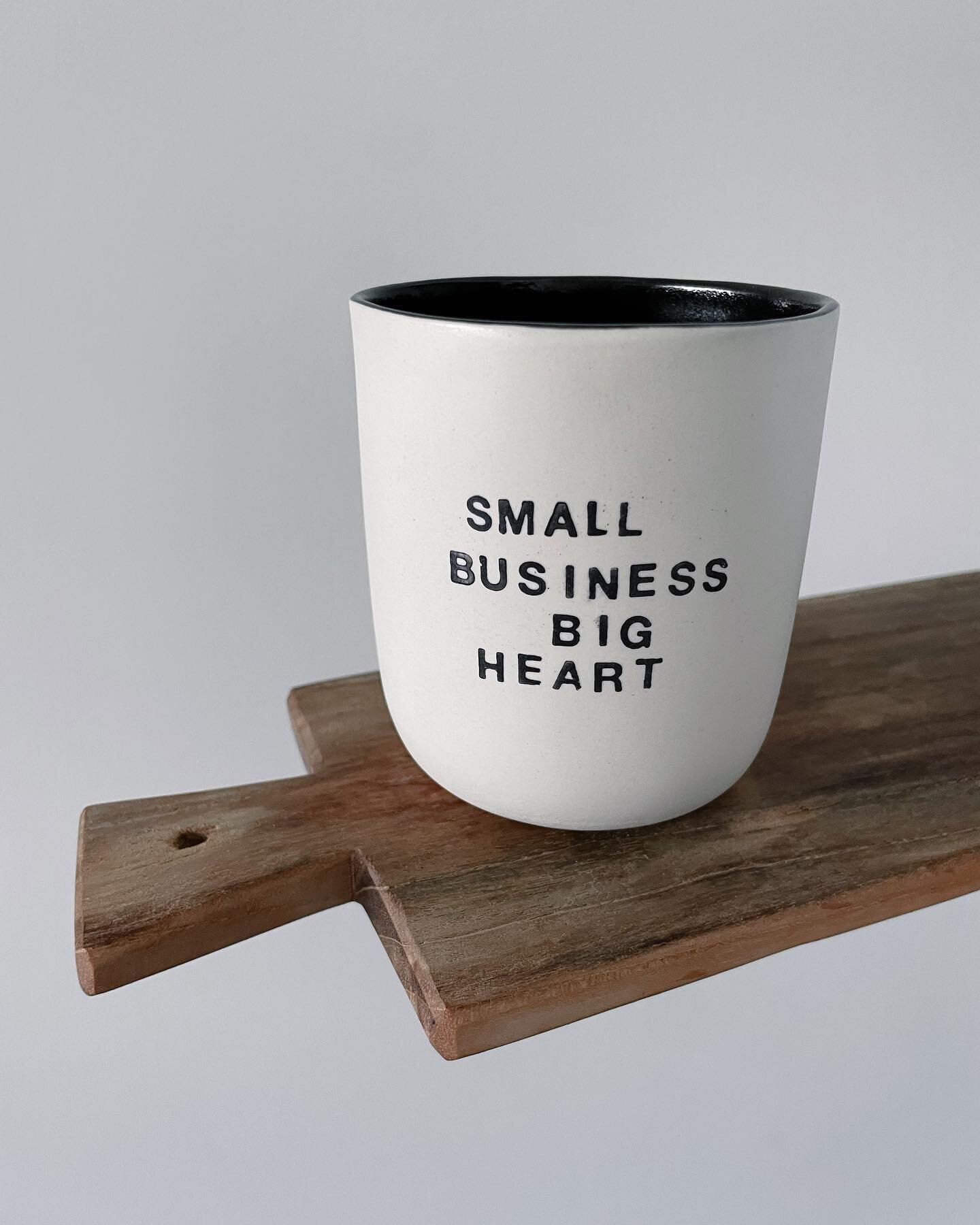 nukka | small business - big heart 🖤

ein eigenes kleines business aufzubauen ist nicht ganz einfach und mit vielen kleinen knackn&uuml;ssen verbunden - doch was gibt es sch&ouml;nes, als am abend im bett zu liegen und darauf stolz zu sein, sein eig