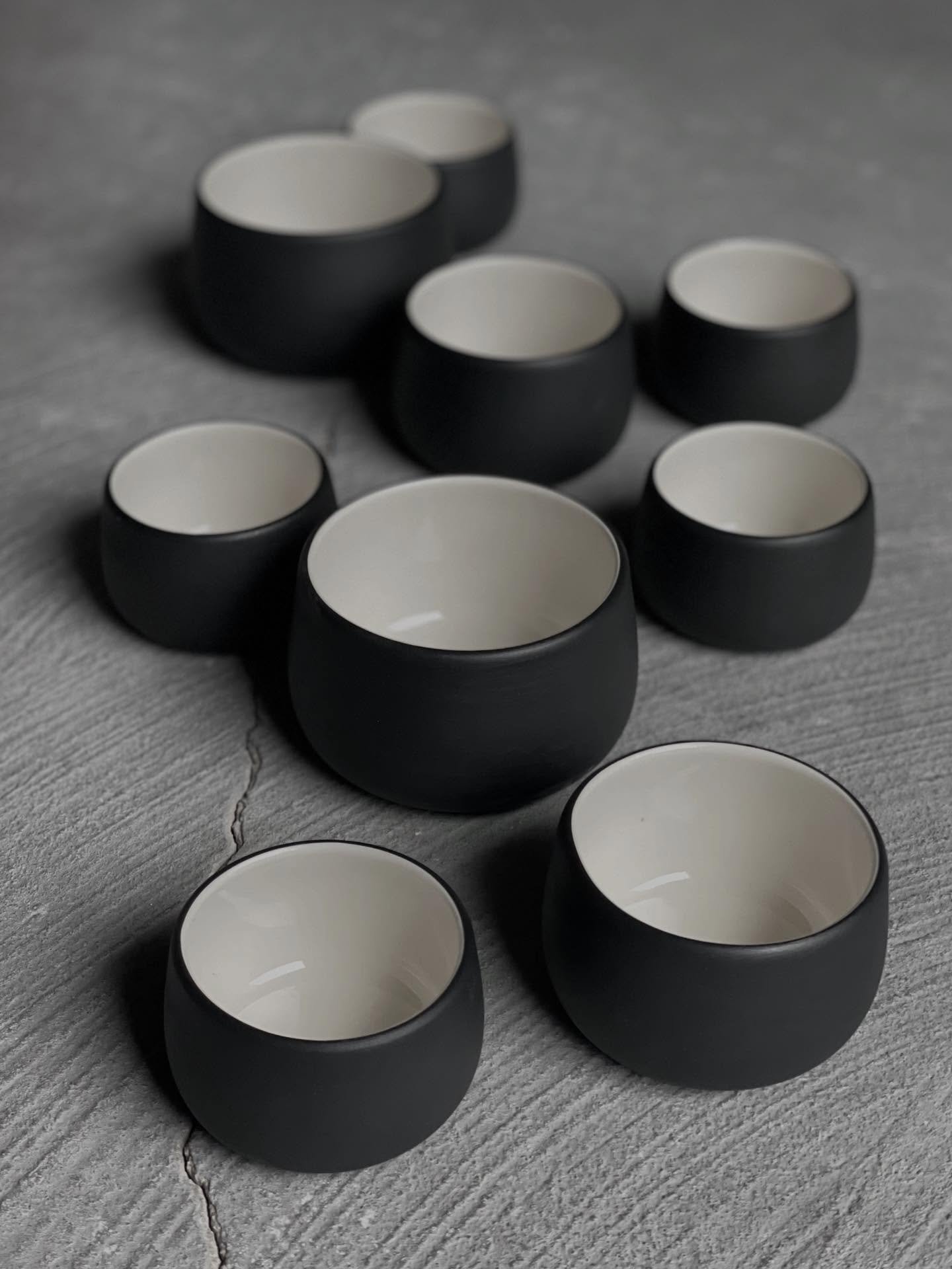 time for a coffee break 

🖤

#kaffeepause #kaffeetasse #barista #kaffeeliebe  #tealovers #teatime #espressolover #madeinzurich #porzellanmanufaktur #handmadewithlove