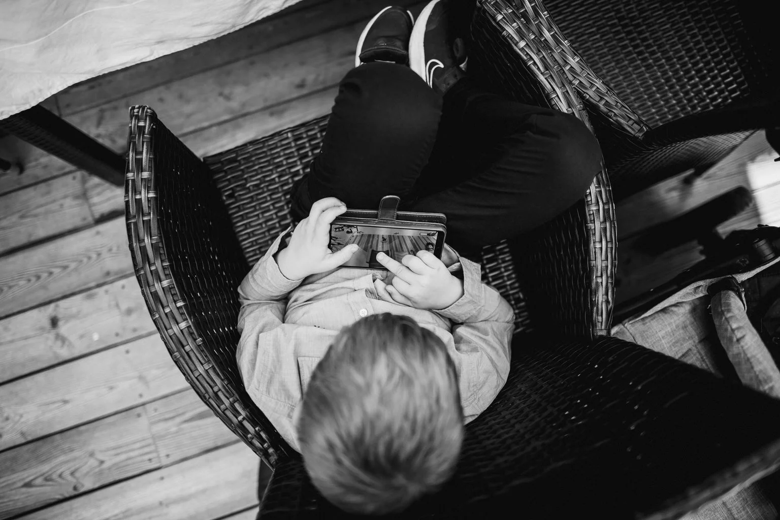 svatba-mlyn-na-dobry-vode-praha-wedding-prague-photographer-fotograf-2022-venkonvi39.jpg
