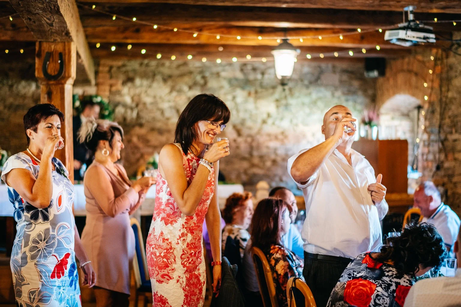 Frantiskuv-dvur-svatba-farma-klokocov-fotograf-wedding-patrikhacha-photographer-065.jpg
