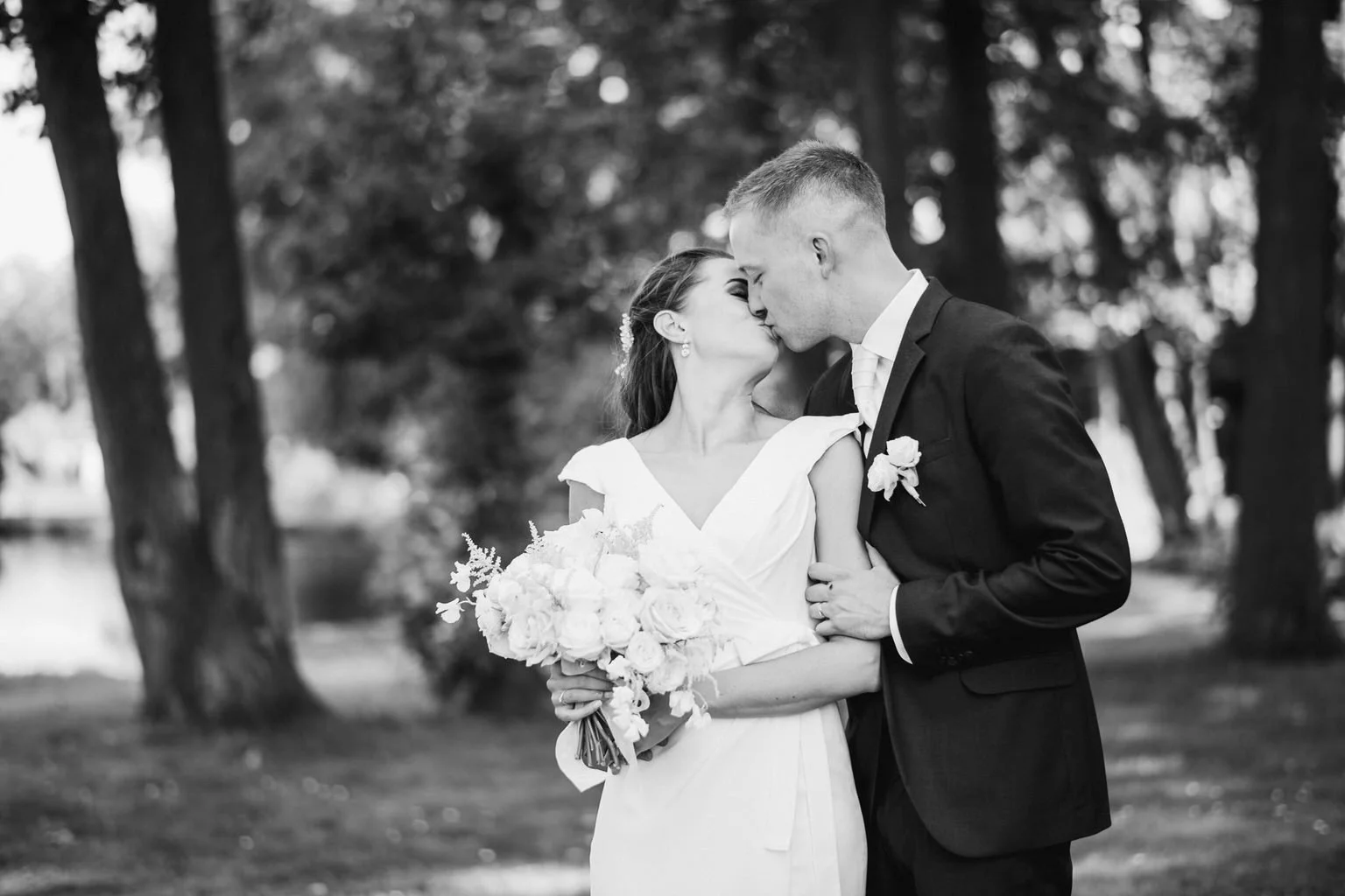 statek-vsetice-svatba-letni-boho-wedding-love-prague-fotograf-patrickhacha-202289.jpg