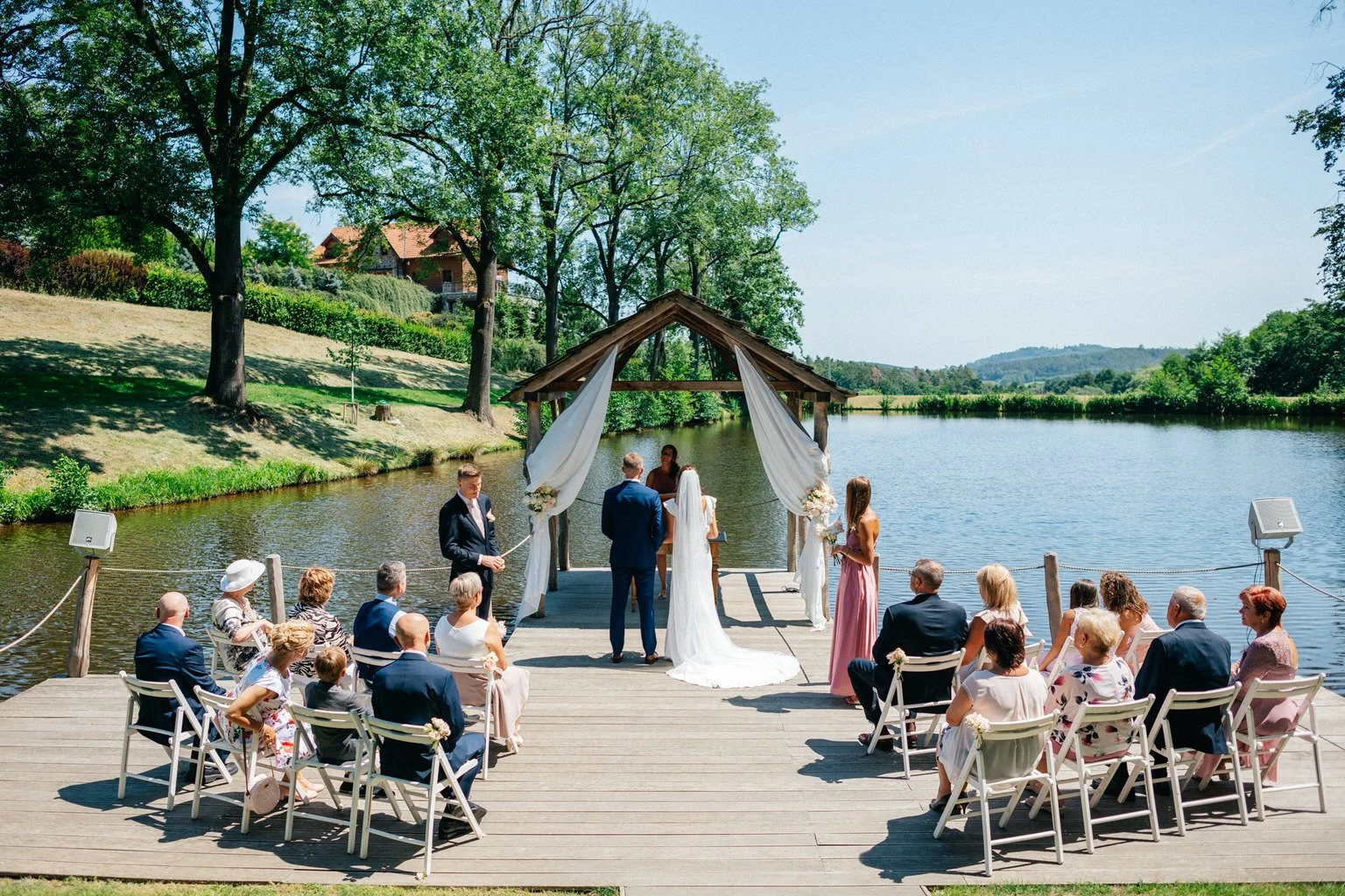 statek-vsetice-svatba-letni-boho-wedding-love-prague-fotograf-patrickhacha-202247.jpg