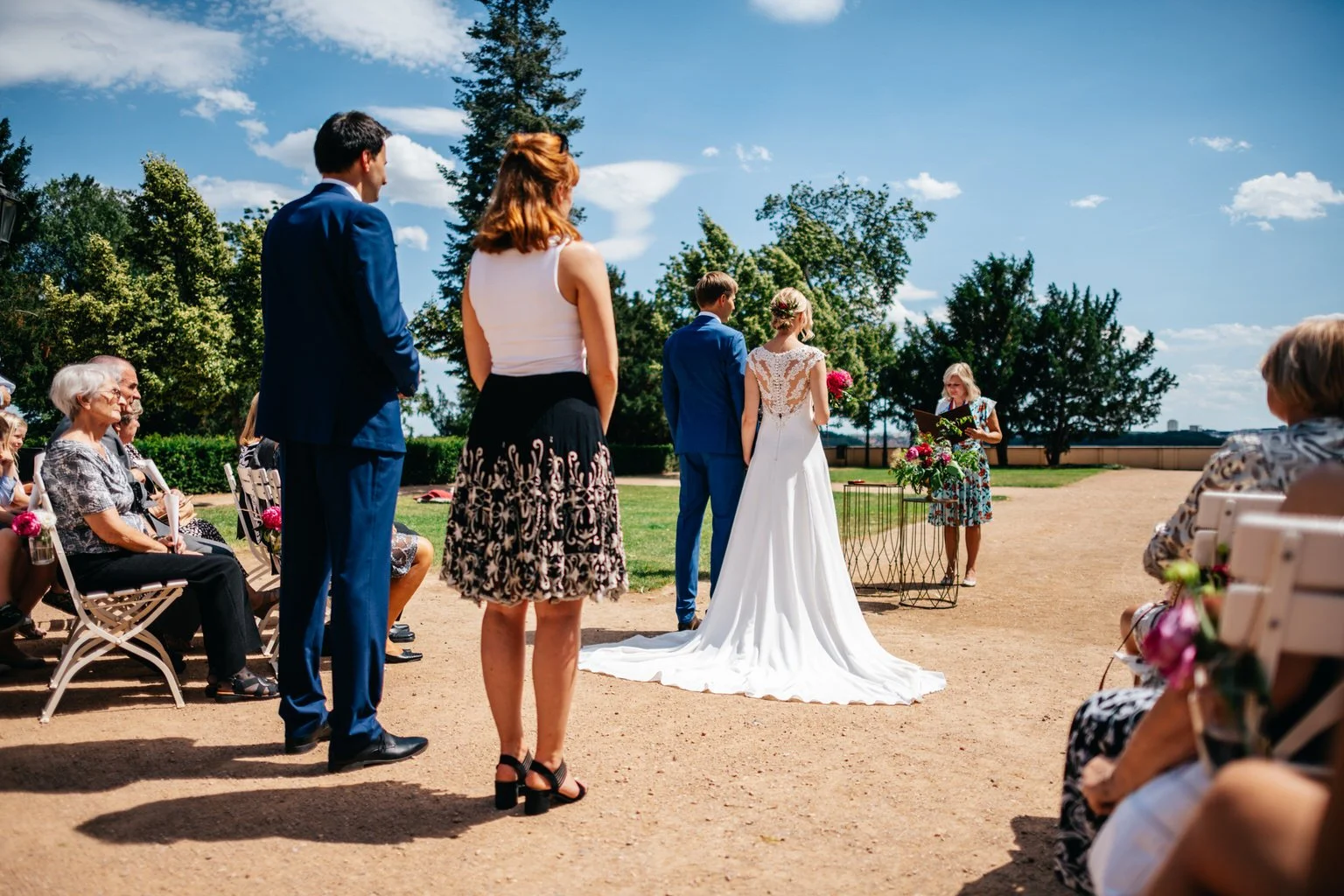 Grebovka-svatba-fotograf-wedding-havlickovy-sady-prague-photographer-summer-vibe-patrickhacha-cervenec-2023-15.jpg