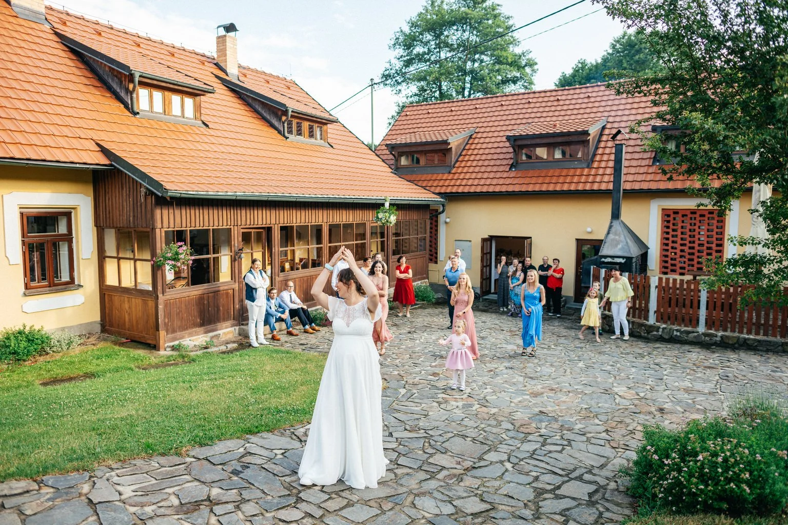 svatba-pribram-priroda-mlyn-kamenice-2022-fotograf-patrickhacha47.jpg