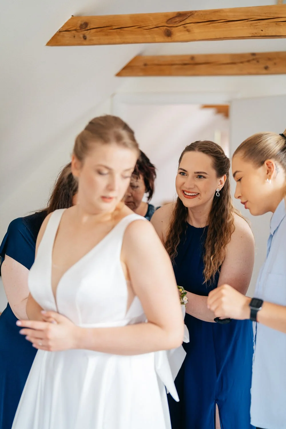 Svatba-Statek-Vitice-033-pripravy-nevesta-Patrik-Hacha-fotograf.jpg
