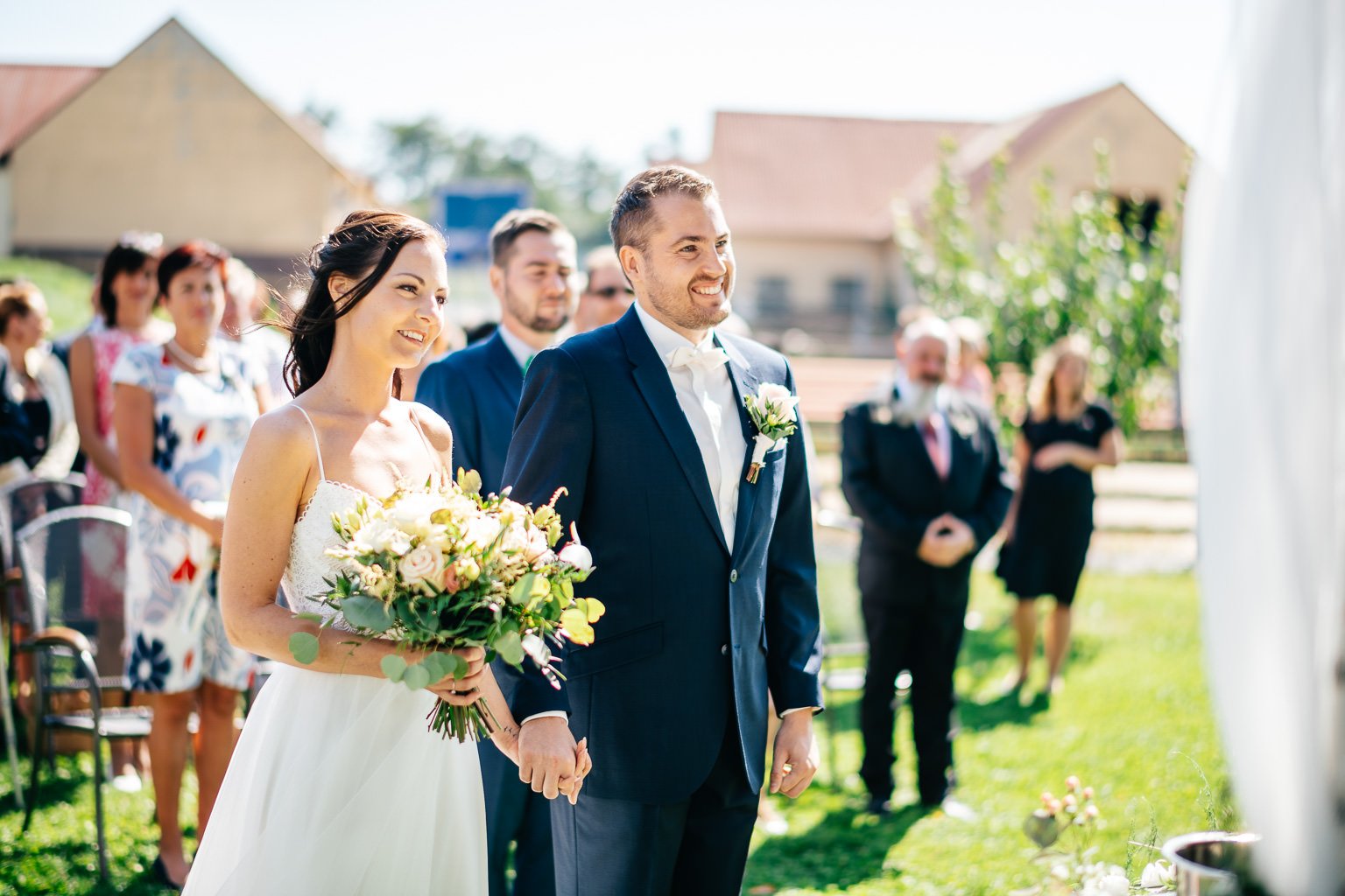 Frantiskuv-dvur-svatba-farma-klokocov-fotograf-wedding-patrikhacha-photographer-039.jpg