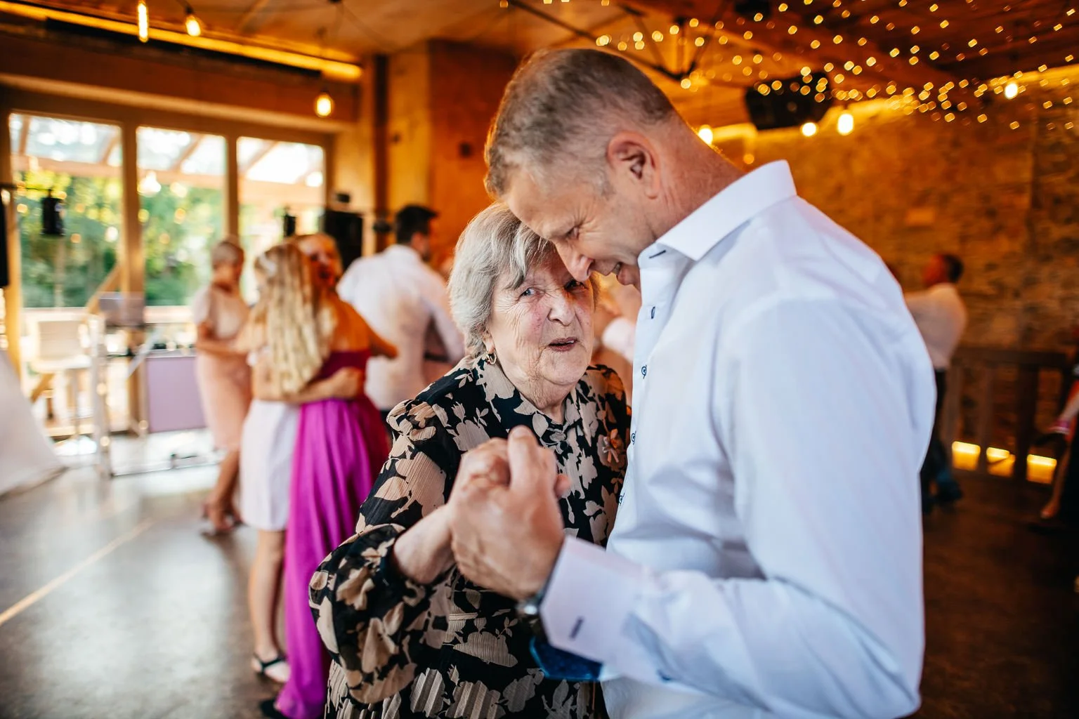 Vsetice-svatba-fotograf-wedding-patrikhacha-117.jpg