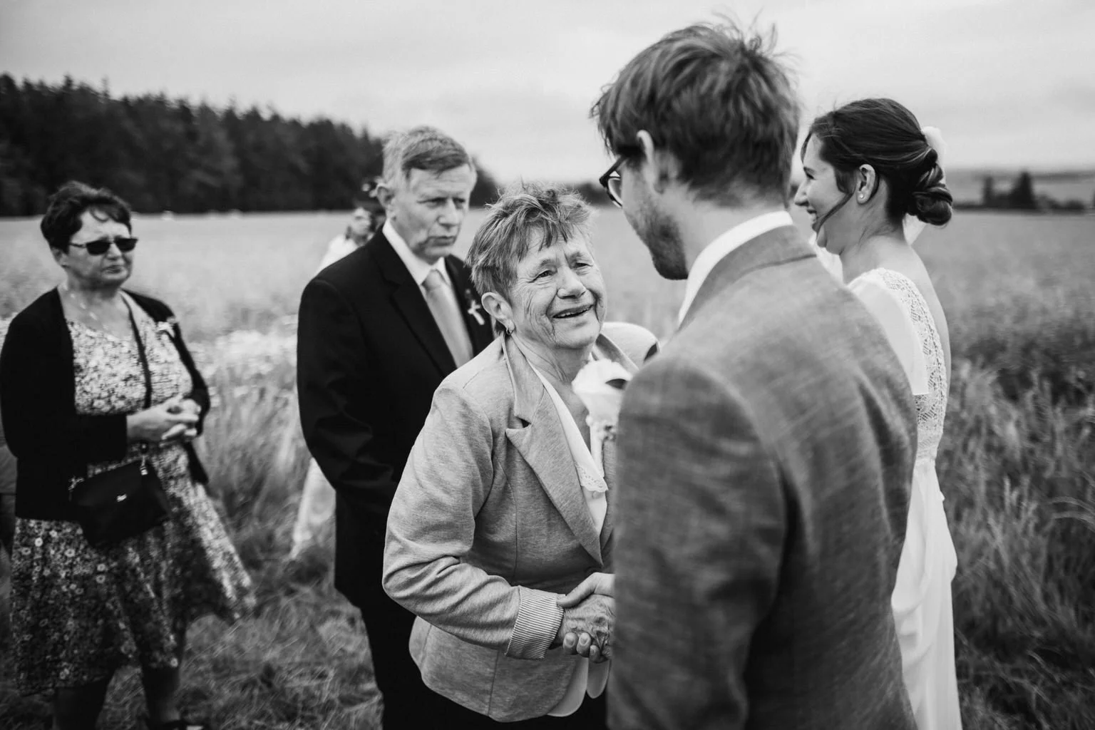 svatba-pribram-priroda-mlyn-kamenice-2022-fotograf-patrickhacha22.jpg
