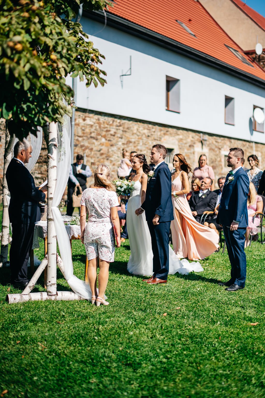 Frantiskuv-dvur-svatba-farma-klokocov-fotograf-wedding-patrikhacha-photographer-036.jpg