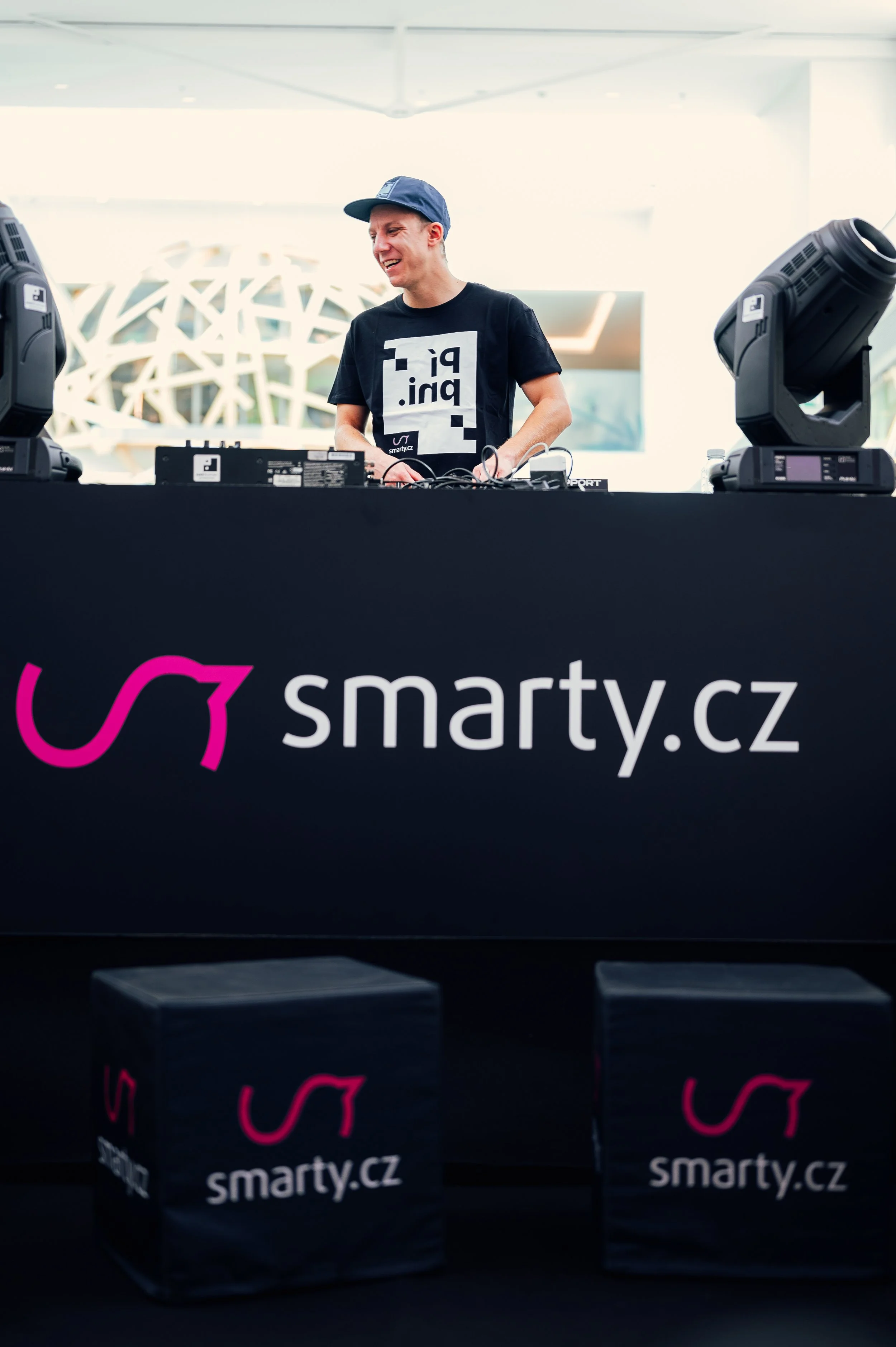 smarty-opening-klucizprahy-agrealus-ducklock-event-fotograf-Patrick-Hacha6.jpg