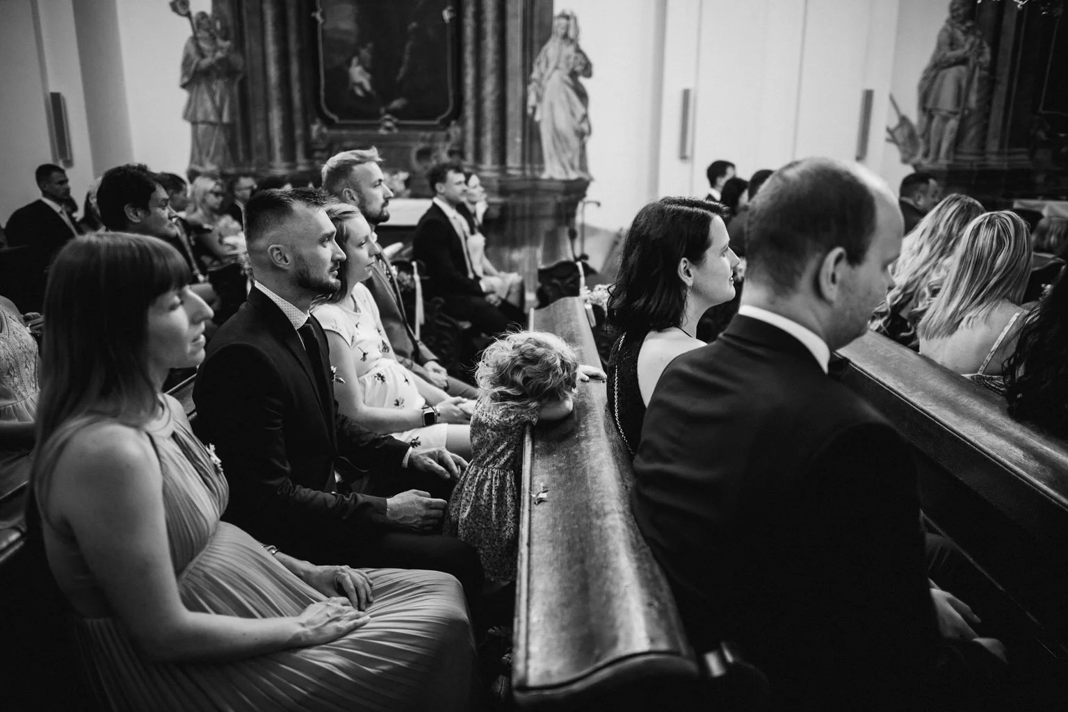 dvur-hoffmeister-svatba-wedding-prague-fotograf-praha-photographer-2022-patrickhacha040.jpg