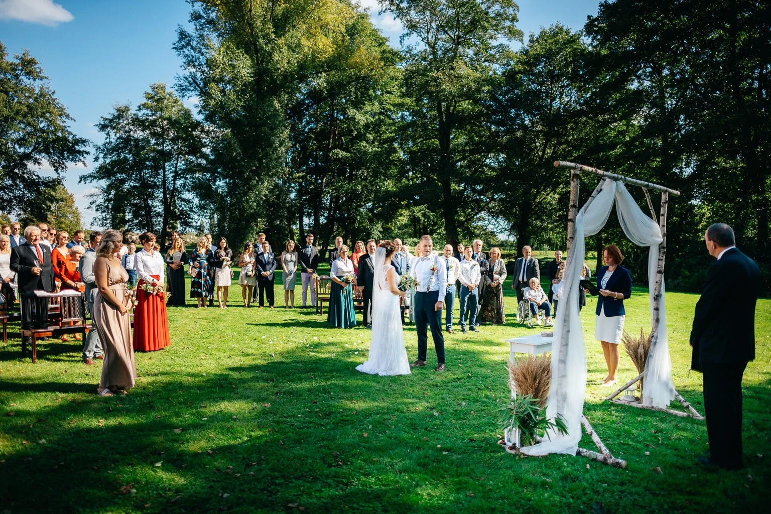 dvur-gigant-svatba-zaluzi-fotograf-wedding-patrikhacha-photographer-021.jpg