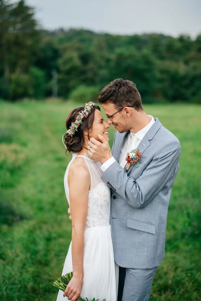 svatba-praha-stodola-holyne-2022-fotograf-patrickhacha-prague-wedding99.jpg