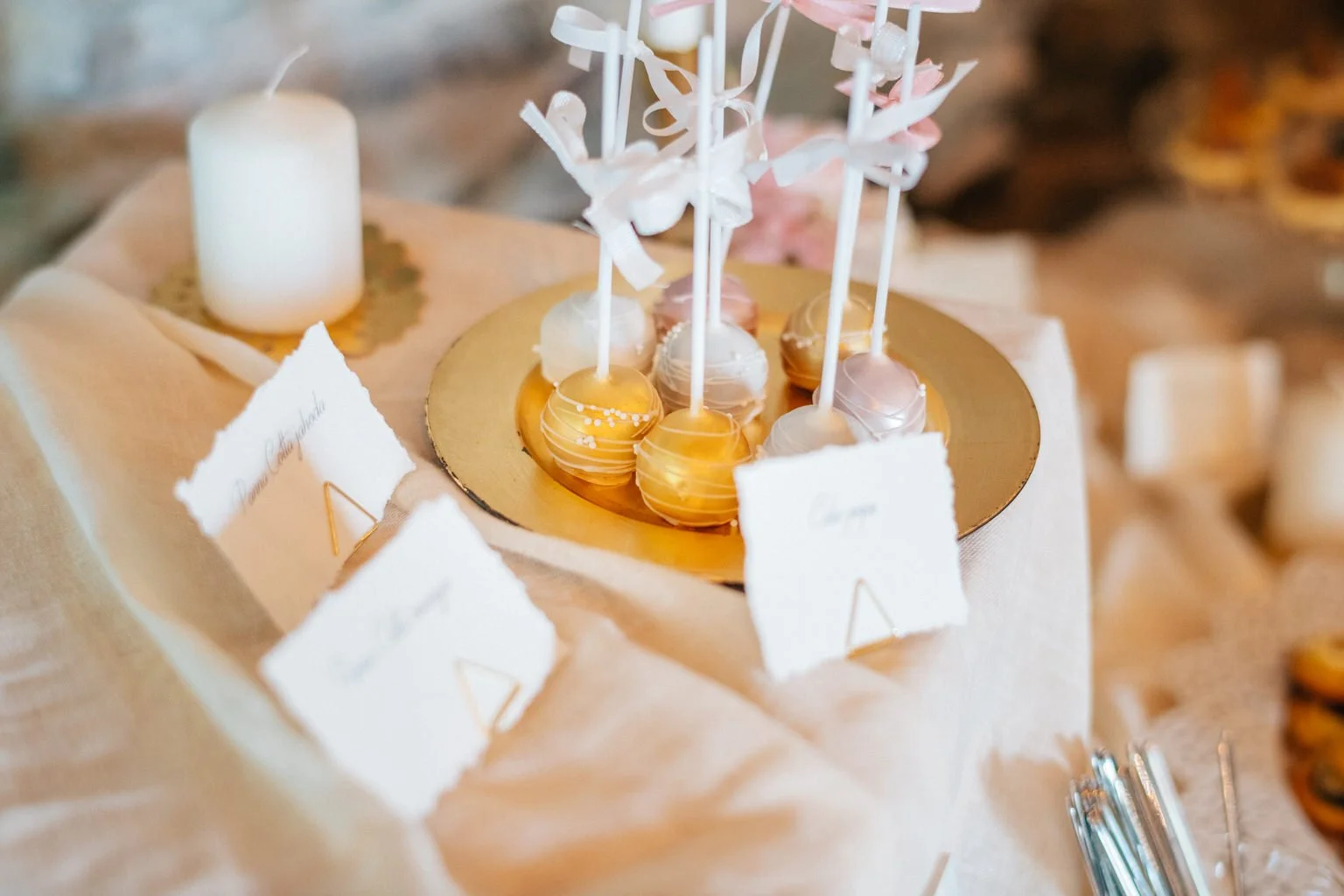 statek-vsetice-svatba-letni-boho-wedding-love-prague-fotograf-patrickhacha-202280.jpg