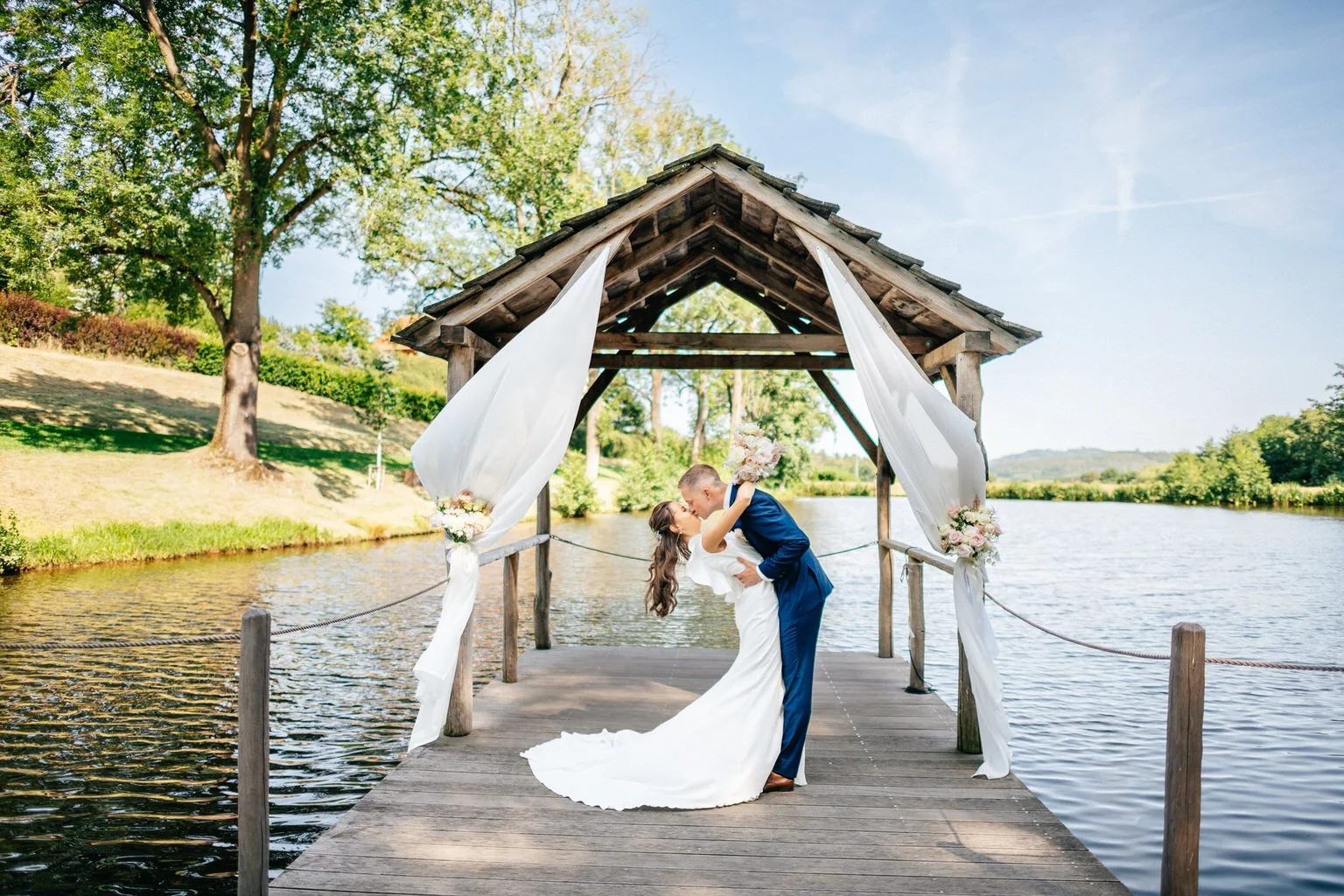 statek-vsetice-svatba-letni-boho-wedding-love-prague-fotograf-patrickhacha-202285.jpg