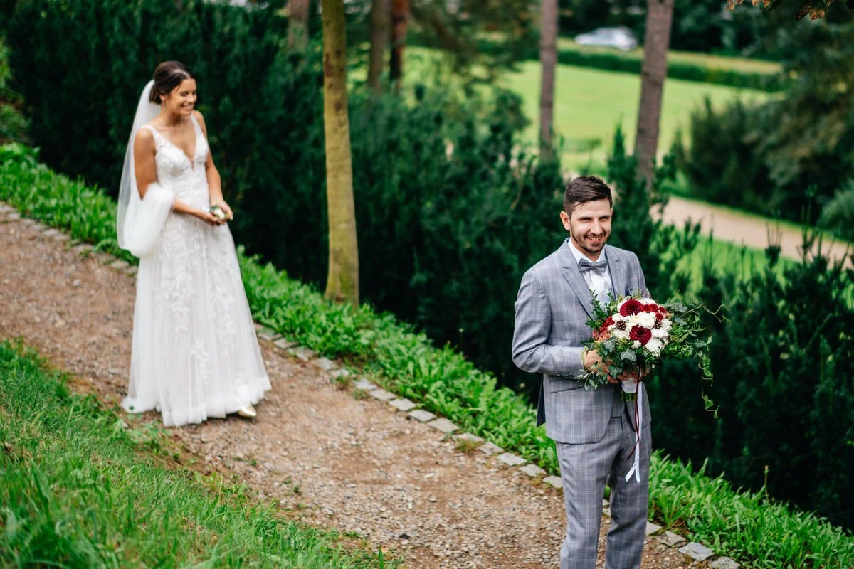 krtiny-kostel-svatba-fotograf-wedding-009.jpg