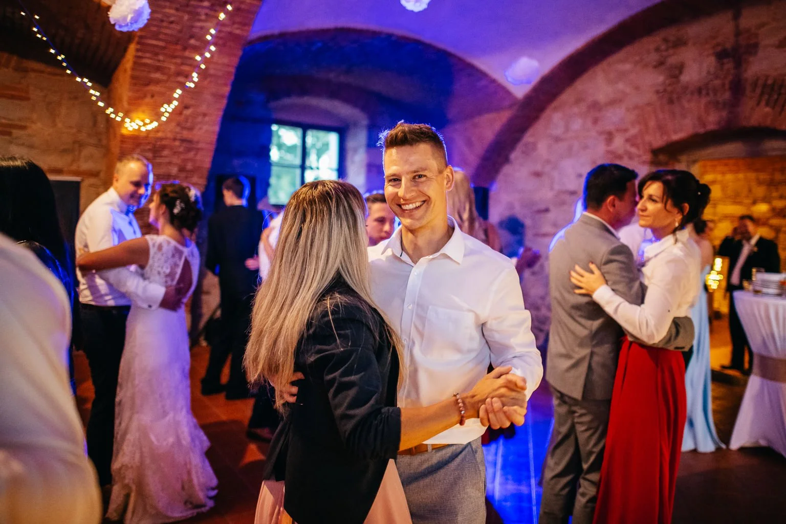 dvur-gigant-svatba-zaluzi-fotograf-wedding-patrikhacha-photographer-156.jpg