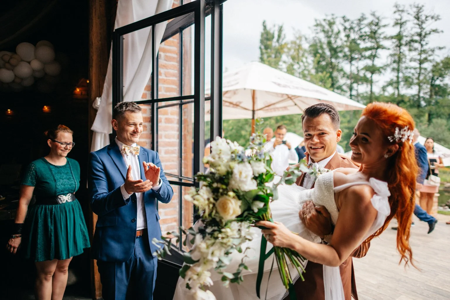 dvur-hoffmeister-svatba-wedding-prague-fotograf-praha-photographer-2022-patrickhacha61.jpg