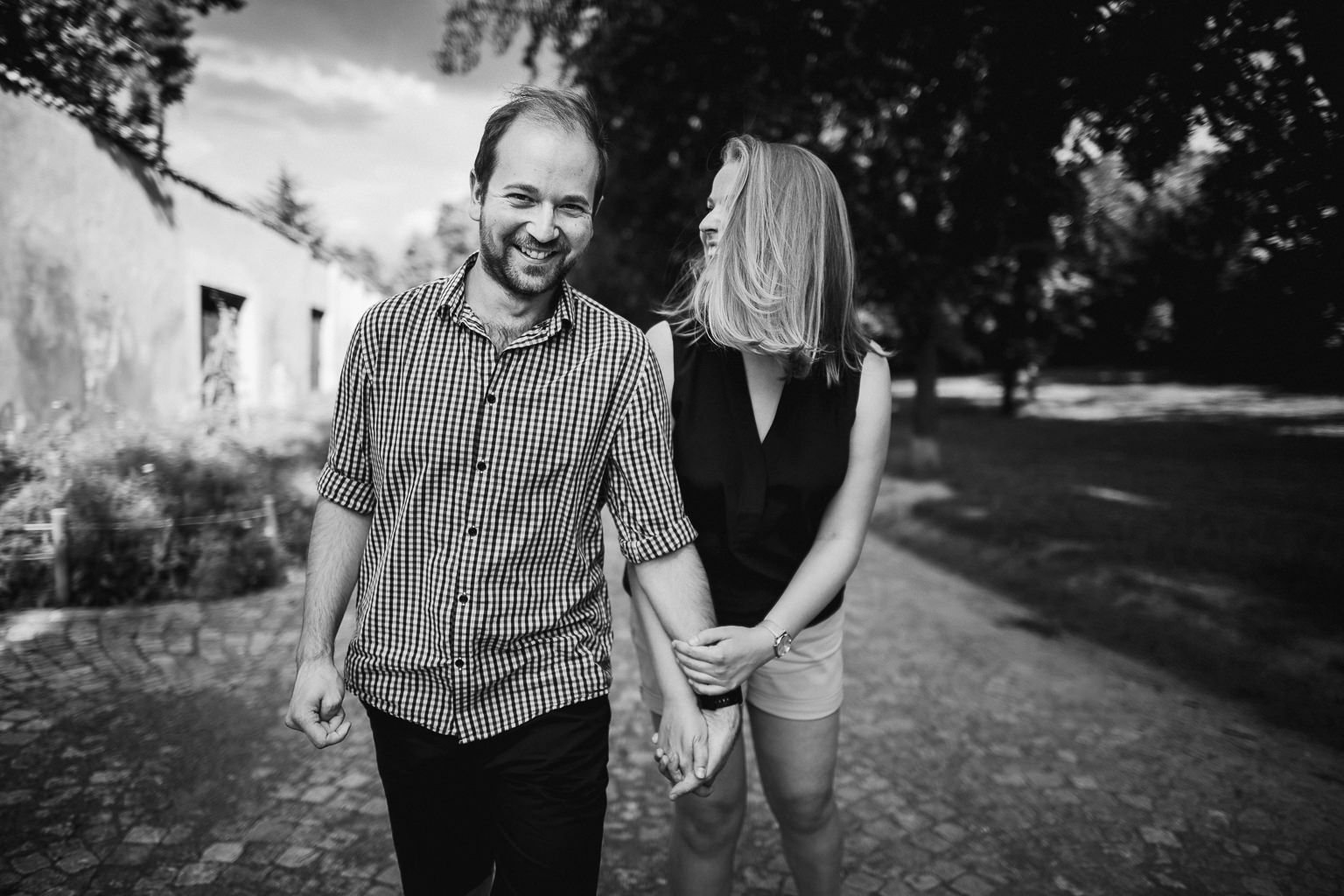parove-foceni-praha-fotograf-couple-vysehrad-patrickhacha-003.jpg