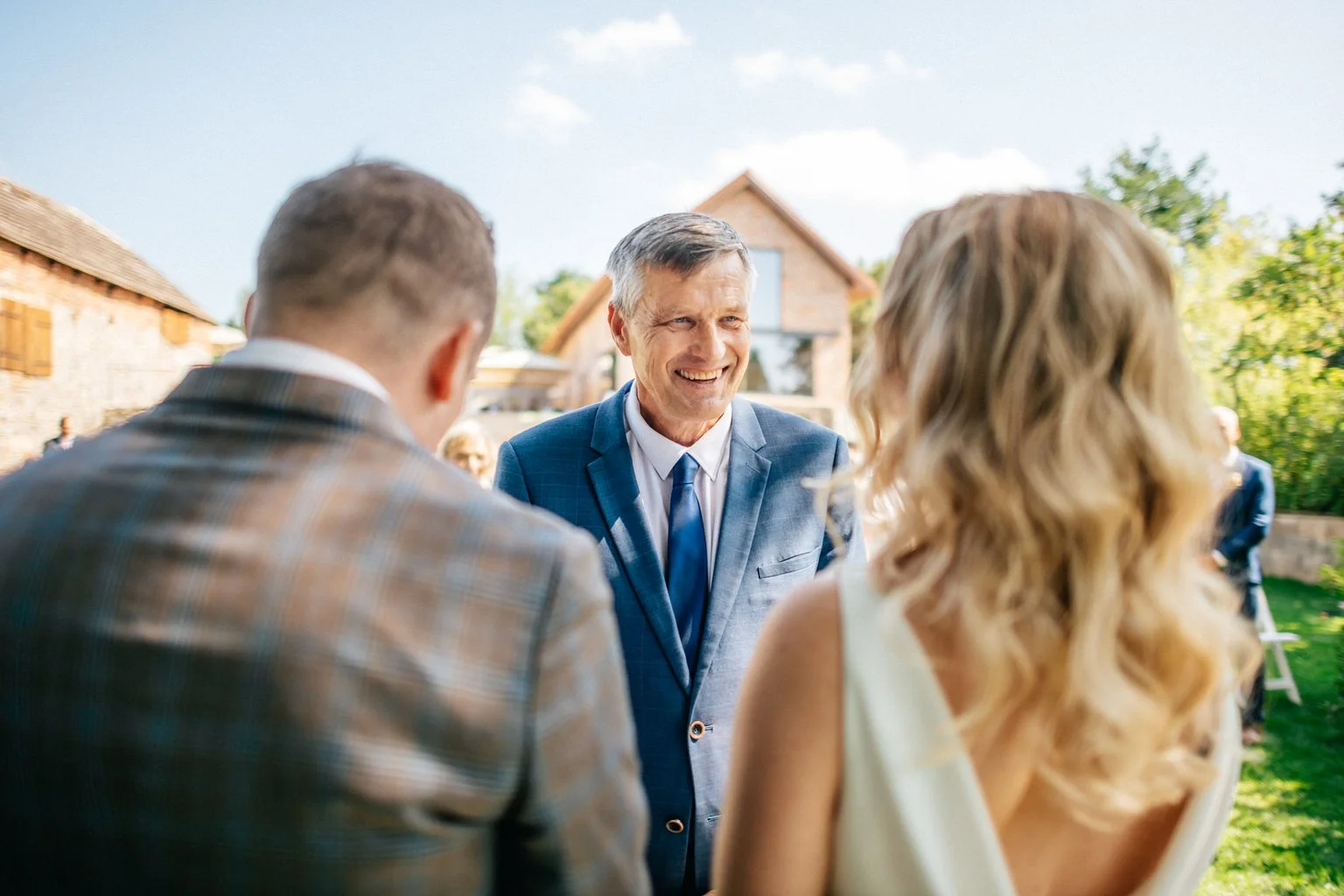 svatba-mlyn-na-dobry-vode-praha-wedding-prague-photographer-fotograf-2022-venkonvi27.jpg