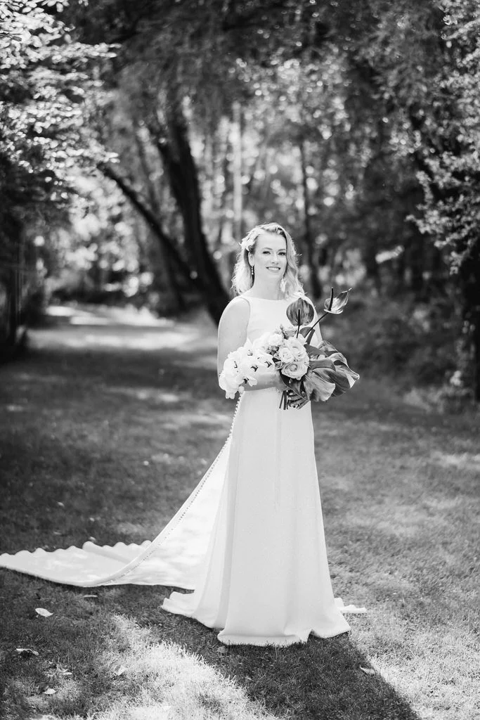svatba-mlyn-na-dobry-vode-praha-wedding-prague-photographer-fotograf-2022-venkonvi64.jpg