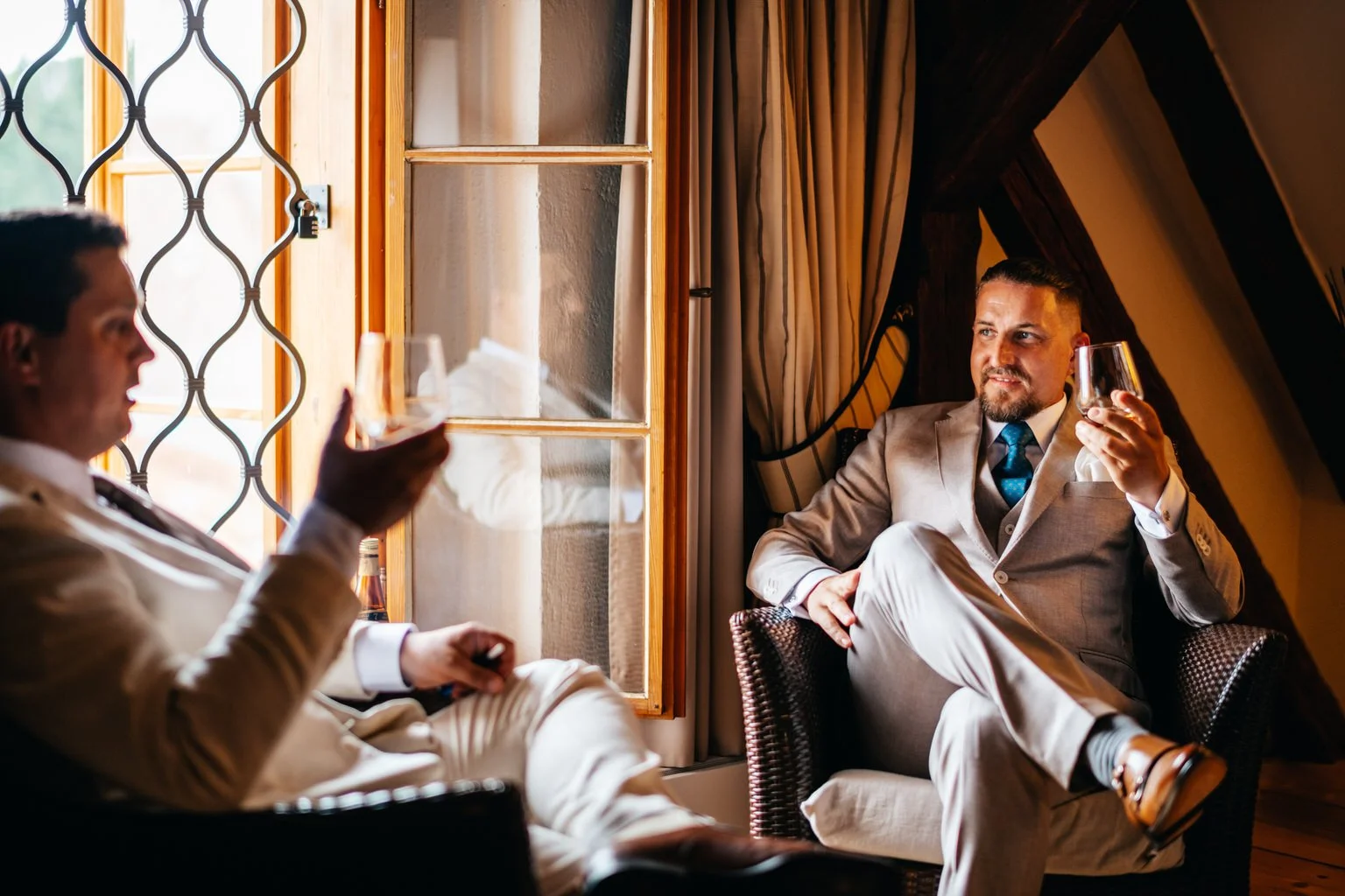 dvur-hoffmeister-svatba-fotograf-wedding-prague-photographer-summer-vibe-patrickhacha-srpen-2020-boho-21.jpg