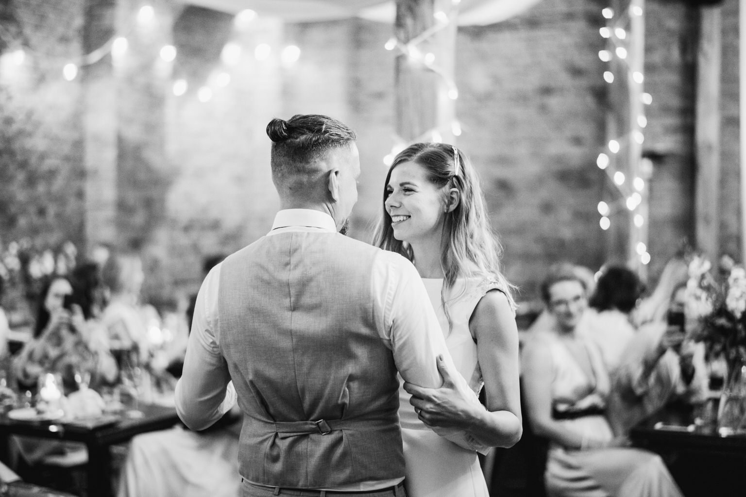 dvur-hoffmeister-svatba-fotograf-wedding-prague-photographer-summer-vibe-patrickhacha-srpen-2020-boho-81.jpg