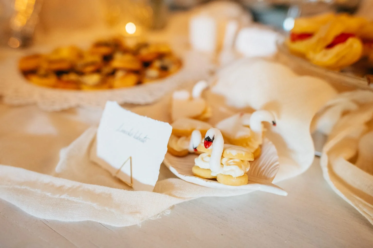 statek-vsetice-svatba-letni-boho-wedding-love-prague-fotograf-patrickhacha-202282.jpg