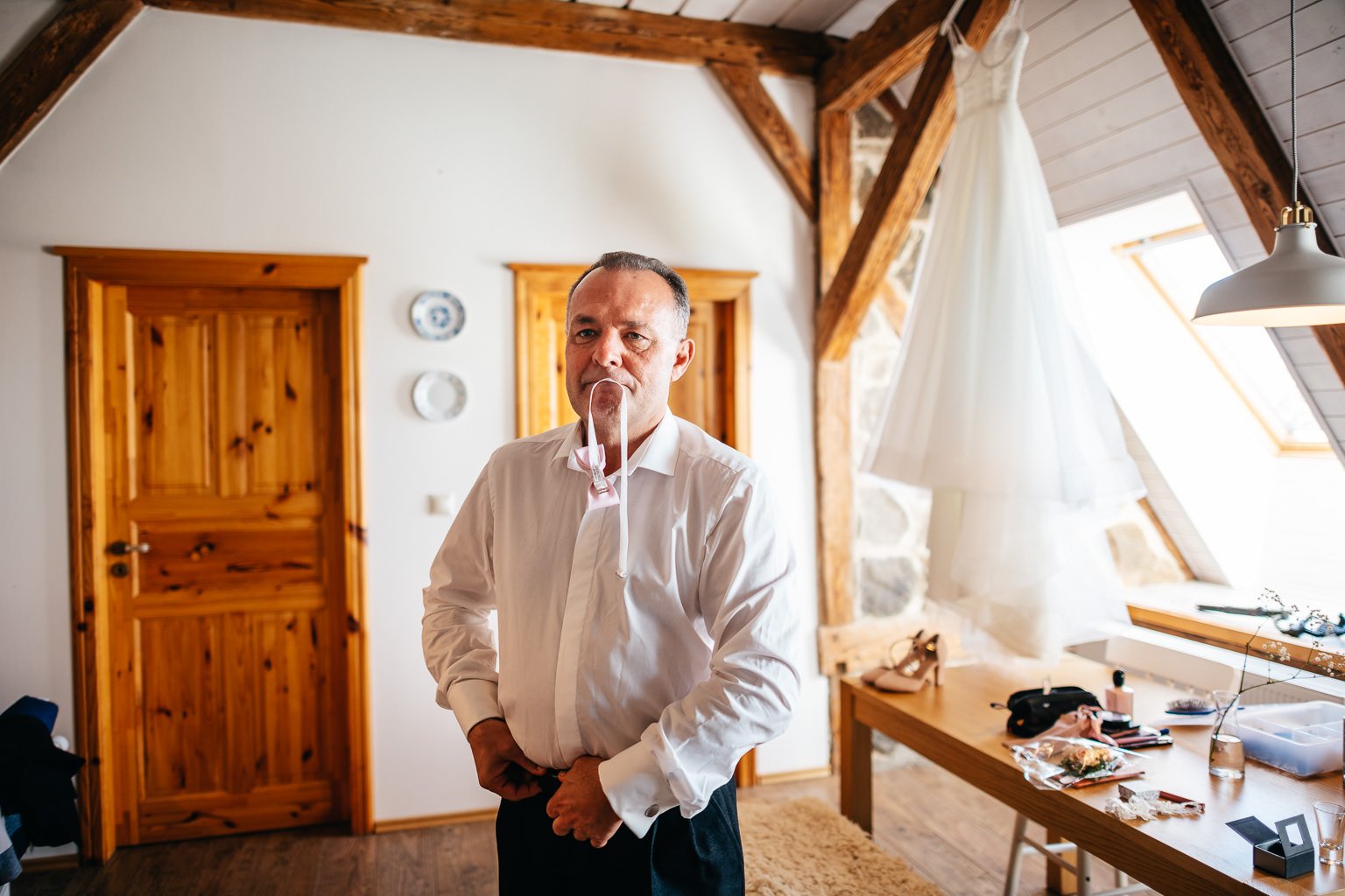 Frantiskuv-dvur-svatba-farma-klokocov-fotograf-wedding-patrikhacha-photographer-008.jpg