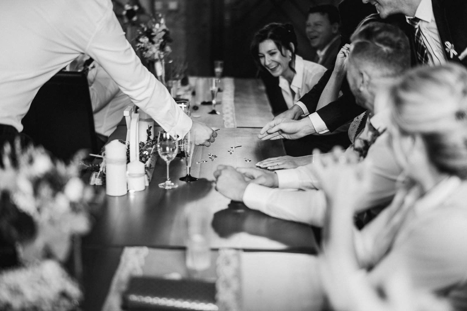 dvur-gigant-svatba-zaluzi-fotograf-wedding-patrikhacha-photographer-076.jpg