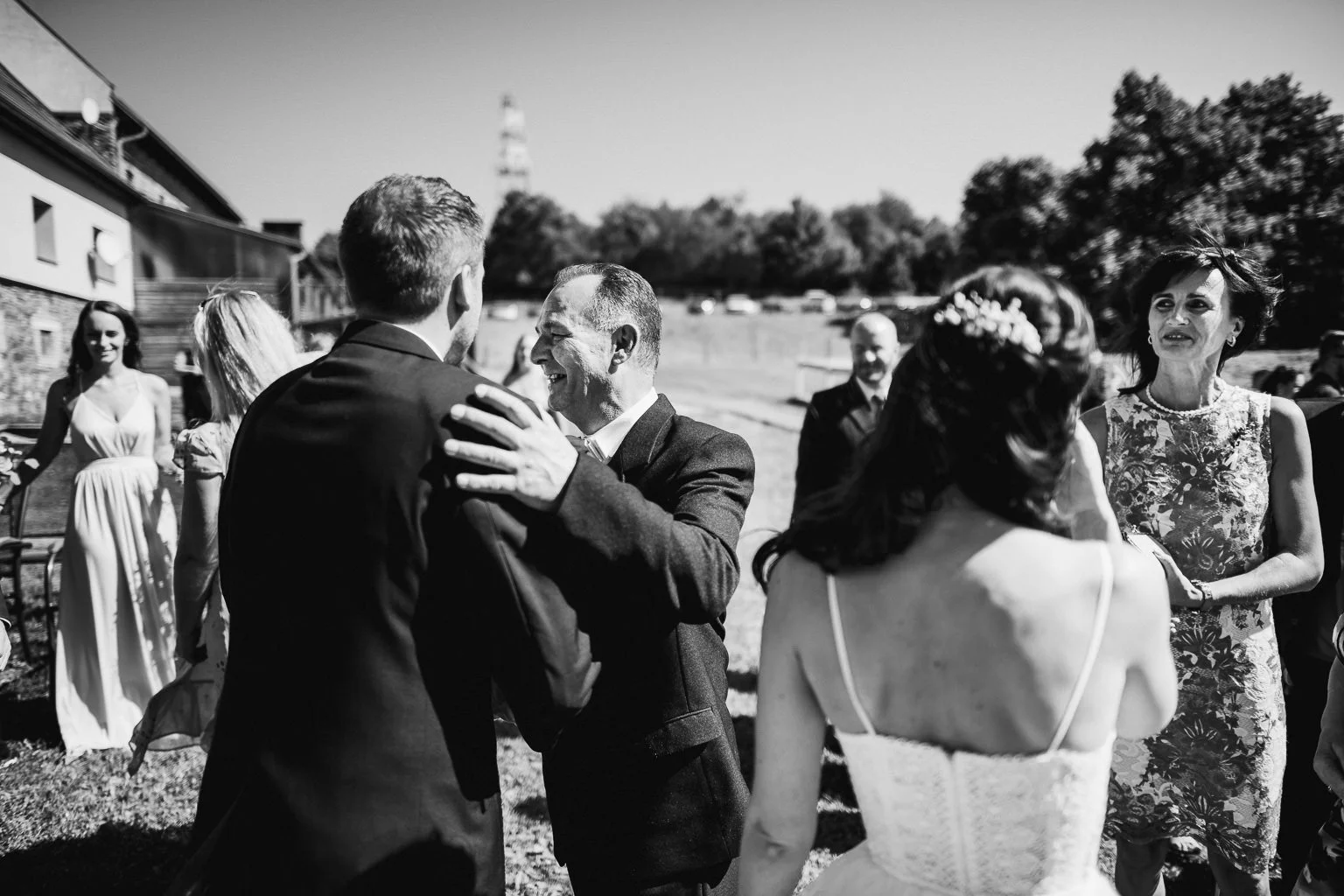 Frantiskuv-dvur-svatba-farma-klokocov-fotograf-wedding-patrikhacha-photographer-044.jpg