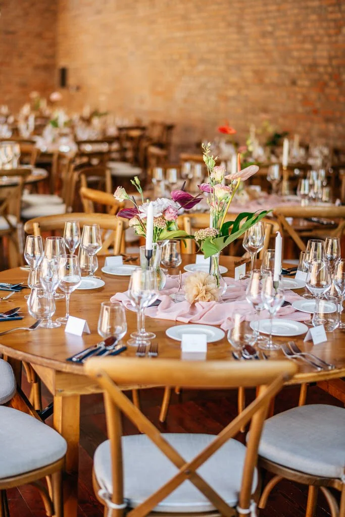 svatba-mlyn-na-dobry-vode-praha-wedding-prague-photographer-fotograf-2022-venkonvi41.jpg