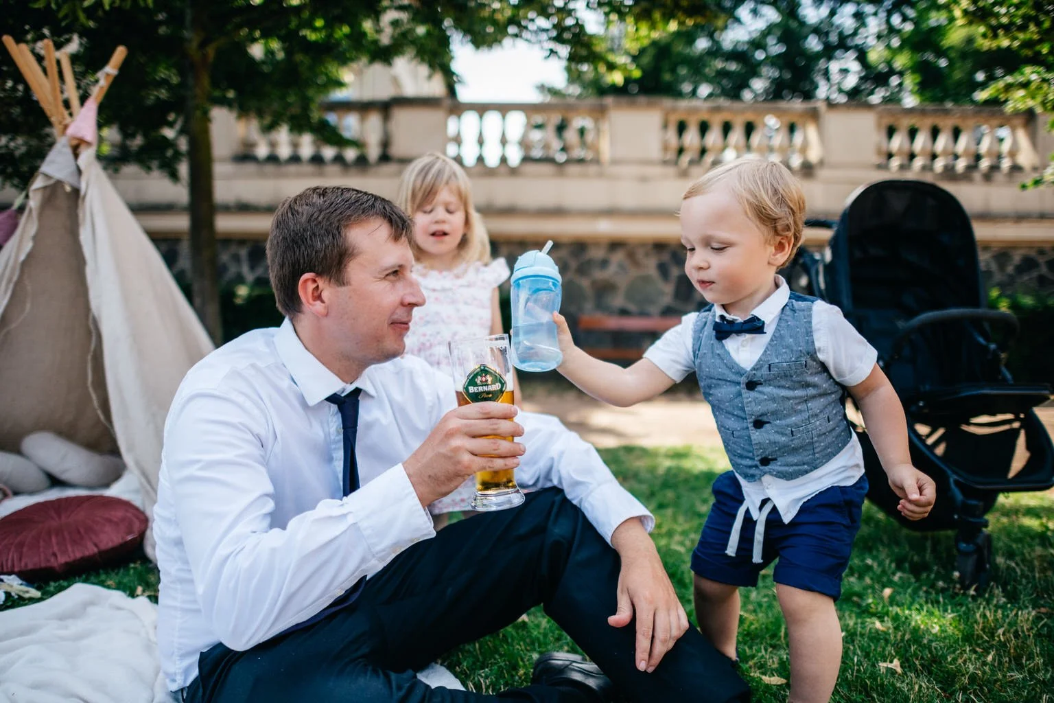 Grebovka-svatba-fotograf-wedding-havlickovy-sady-prague-photographer-summer-vibe-patrickhacha-cervenec-2023-53.jpg