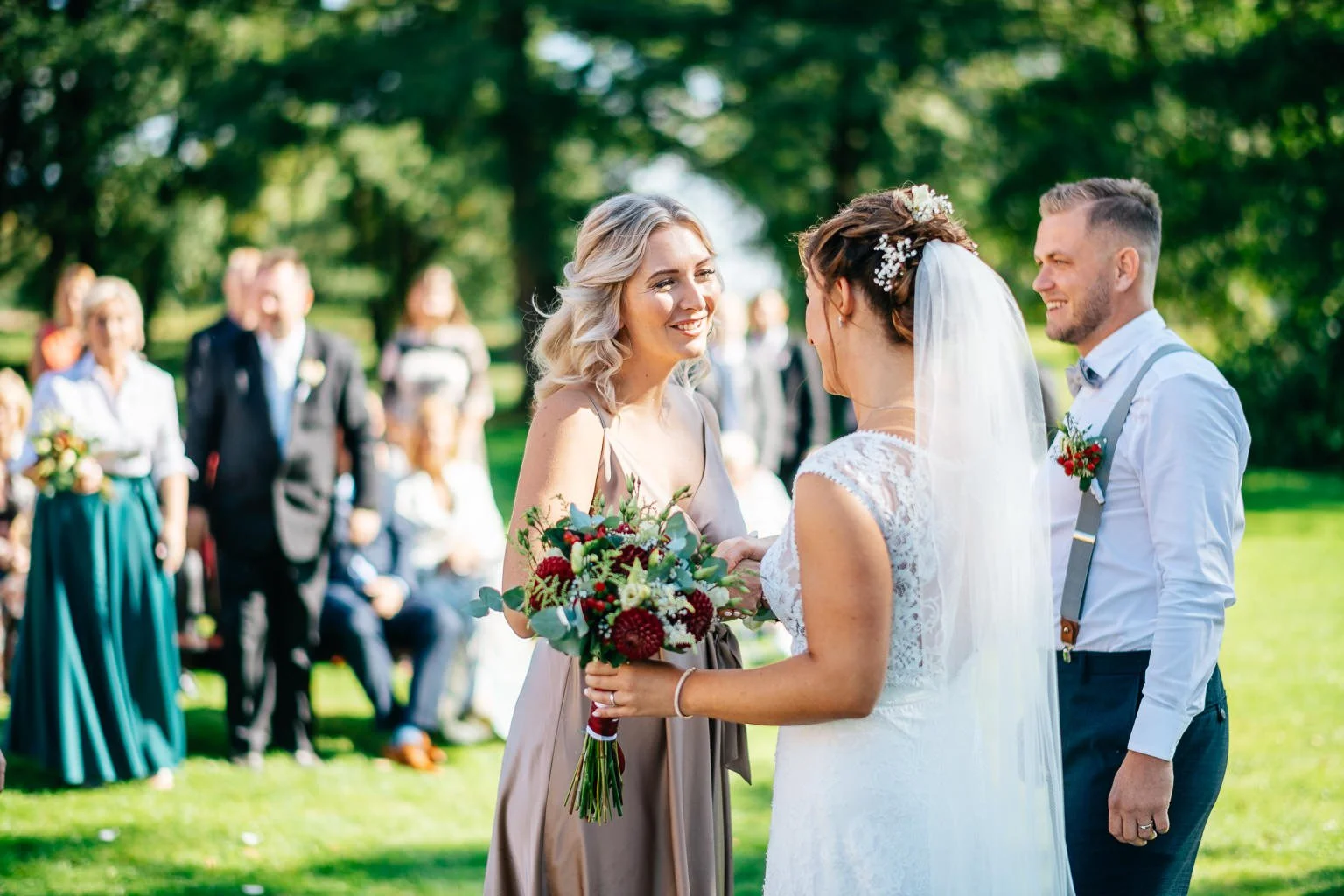 dvur-gigant-svatba-zaluzi-fotograf-wedding-patrikhacha-photographer-035.jpg