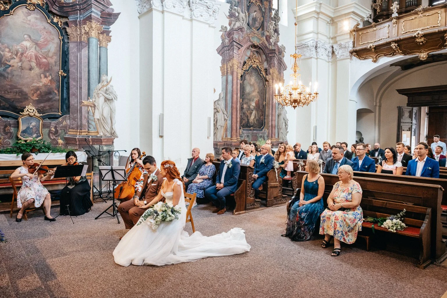 dvur-hoffmeister-svatba-wedding-prague-fotograf-praha-photographer-2022-patrickhacha36.jpg