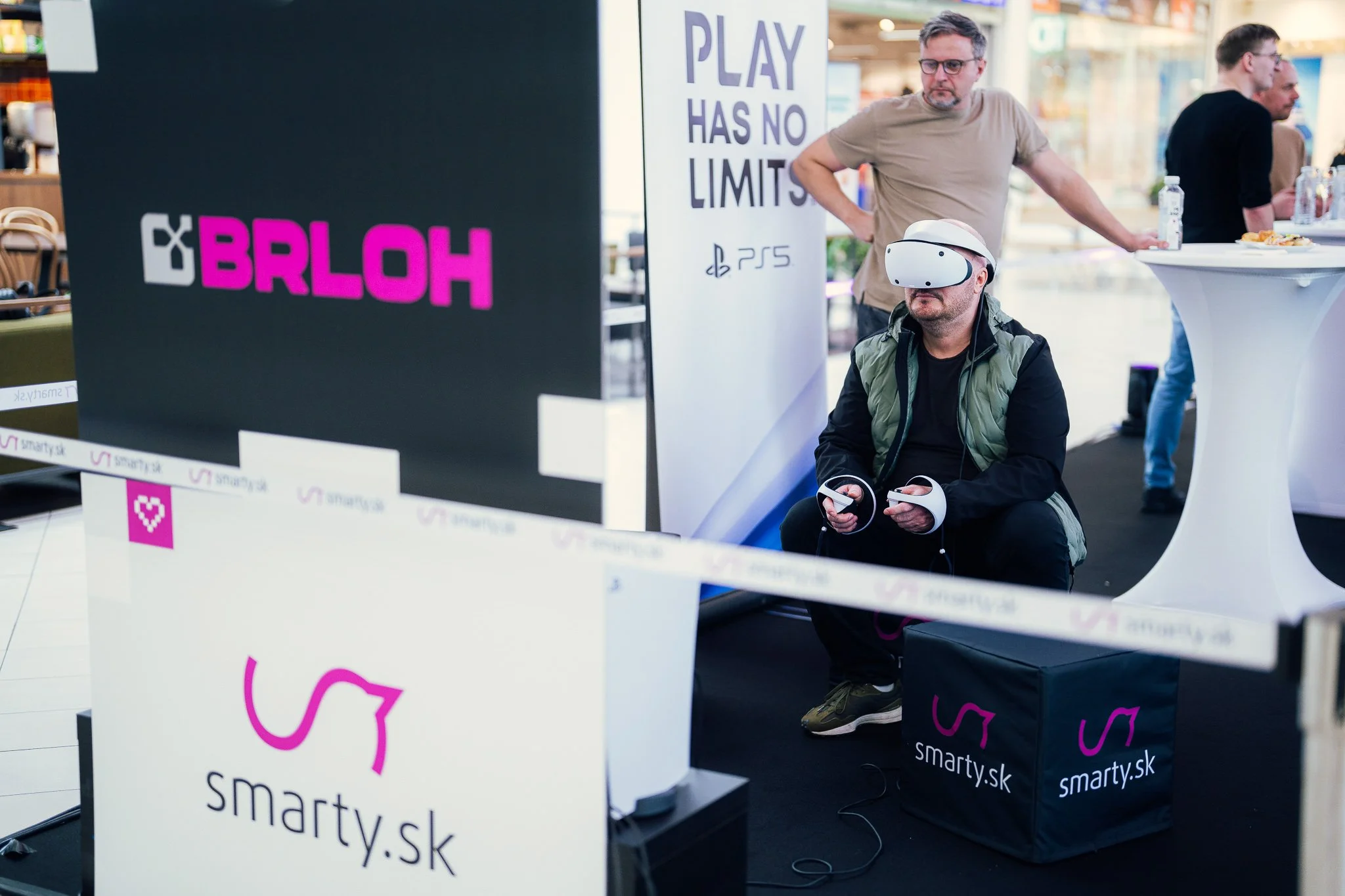 smarty-opening-klucizprahy-agrealus-ducklock-event-fotograf-Patrick-Hacha26.jpg