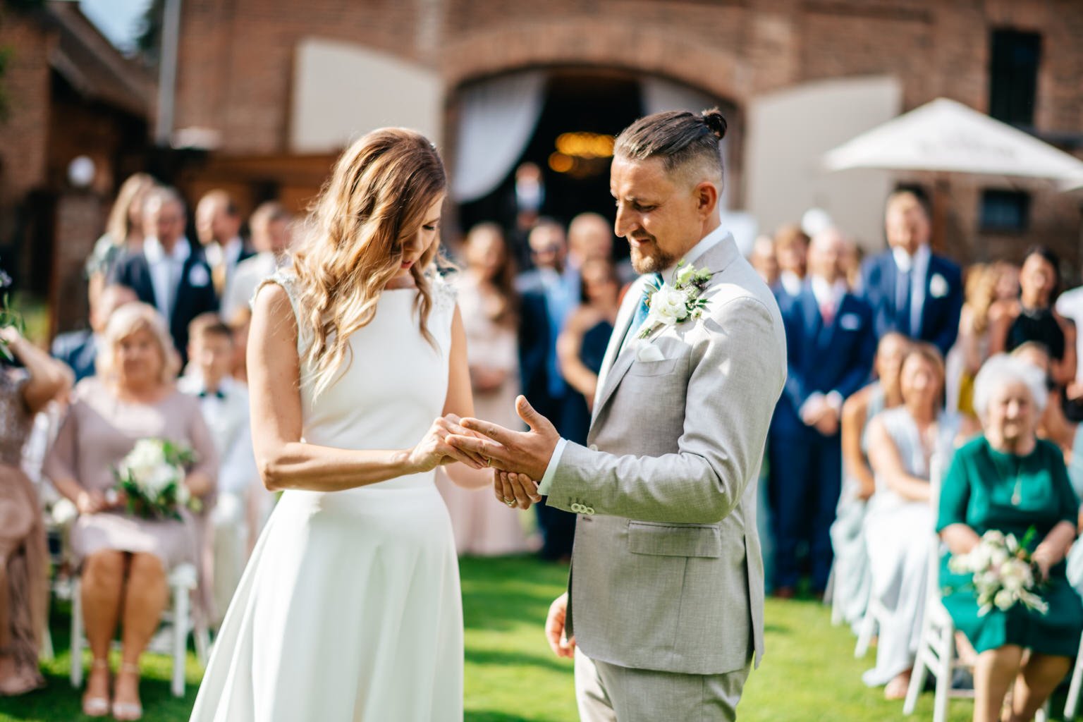 dvur-hoffmeister-svatba-fotograf-wedding-prague-photographer-summer-vibe-patrickhacha-srpen-2020-boho-33.jpg