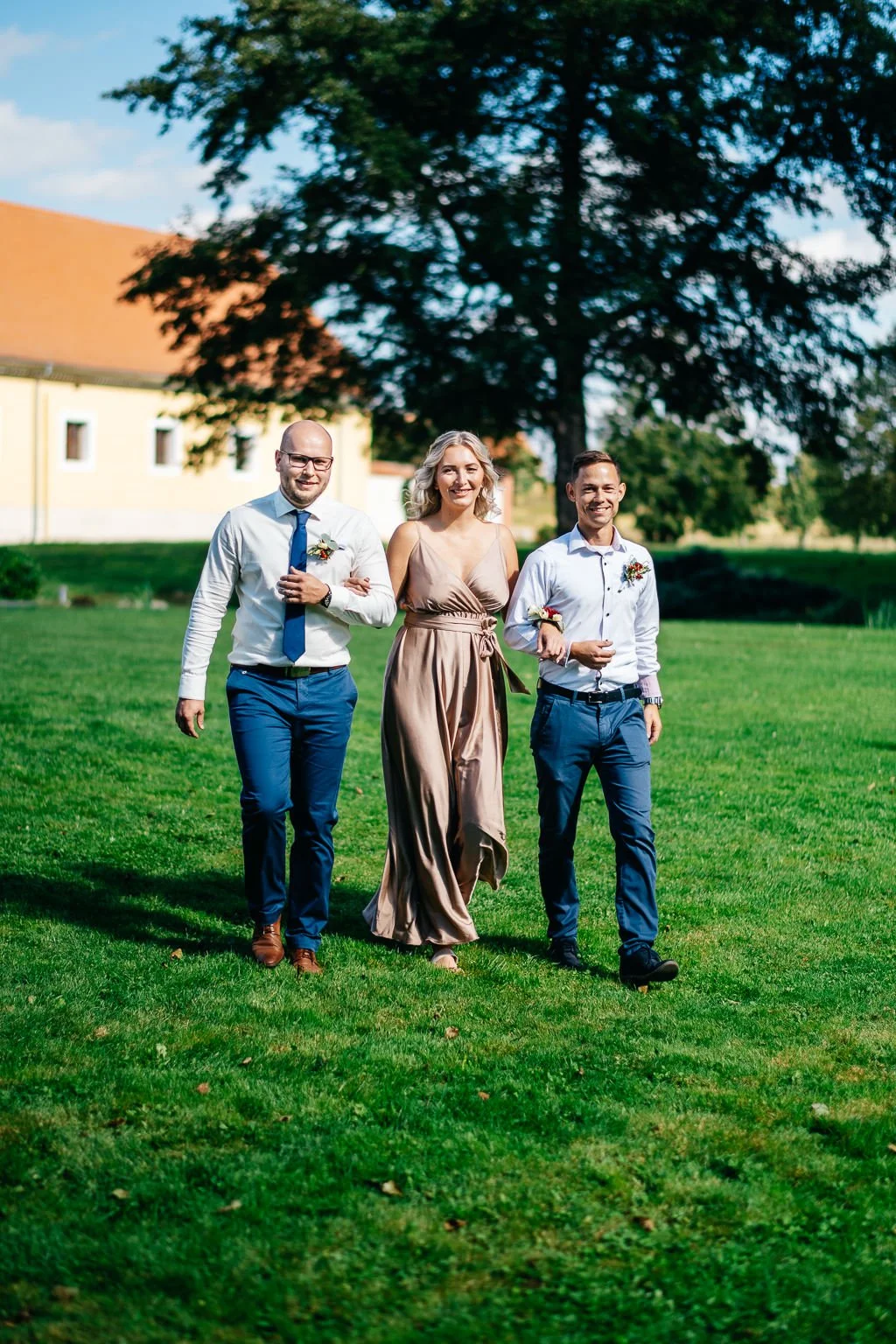 dvur-gigant-svatba-zaluzi-fotograf-wedding-patrikhacha-photographer-017.jpg