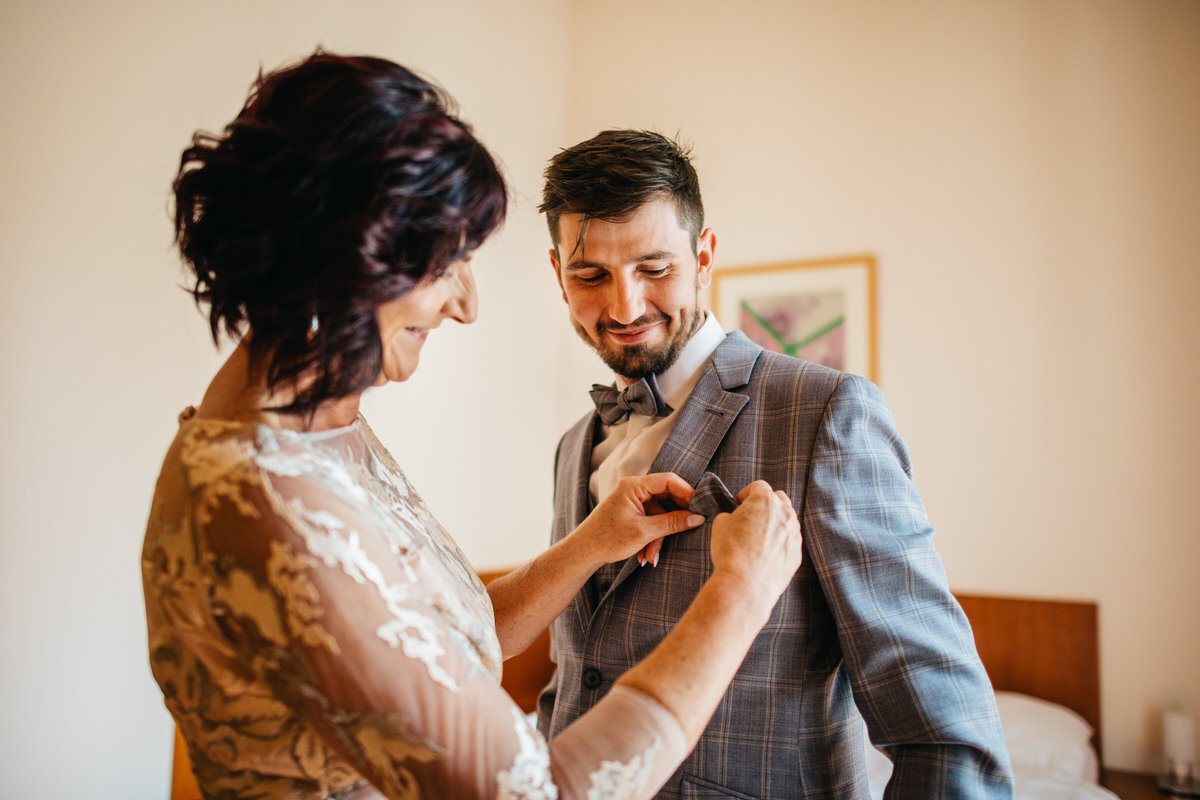 krtiny-kostel-svatba-fotograf-wedding-007.jpg