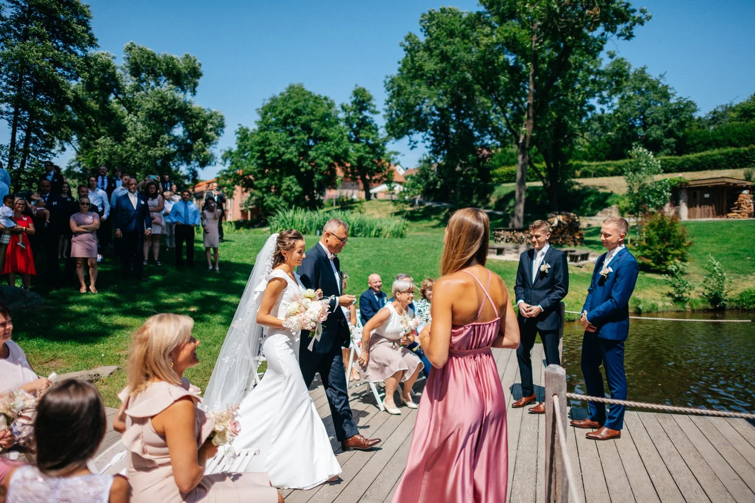 statek-vsetice-svatba-letni-boho-wedding-love-prague-fotograf-patrickhacha-202246.jpg