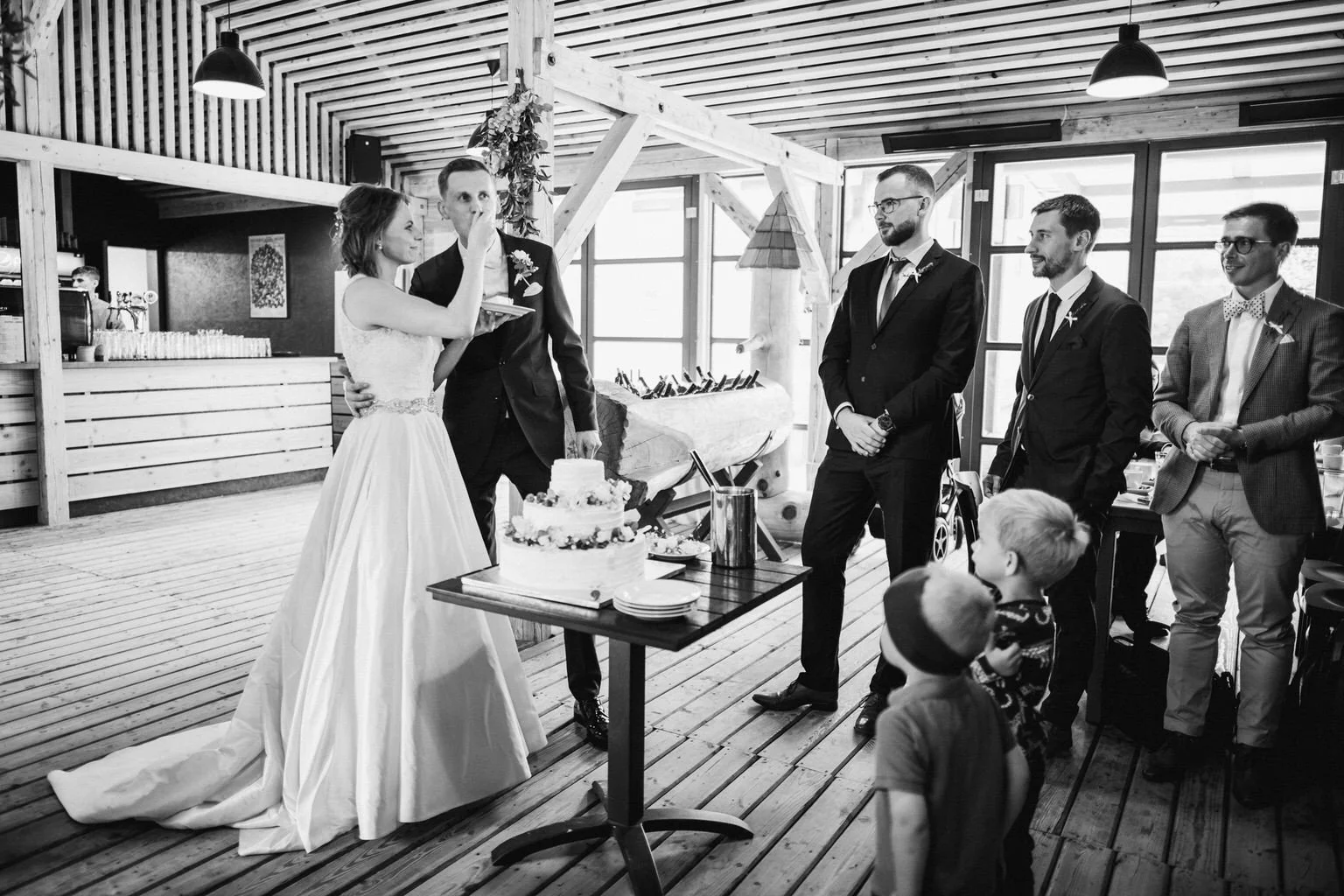 equitana-svatba-2022-fotograf-patrickhacha-pribramsko-wedding-kone61.jpg