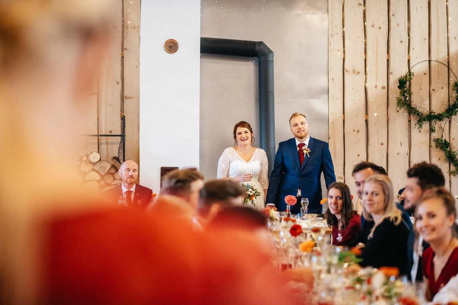 svatba-v-desti-farma-kalhov-fotograf-2022-wedding-prsi-venkovni-patrickhacha55.jpg