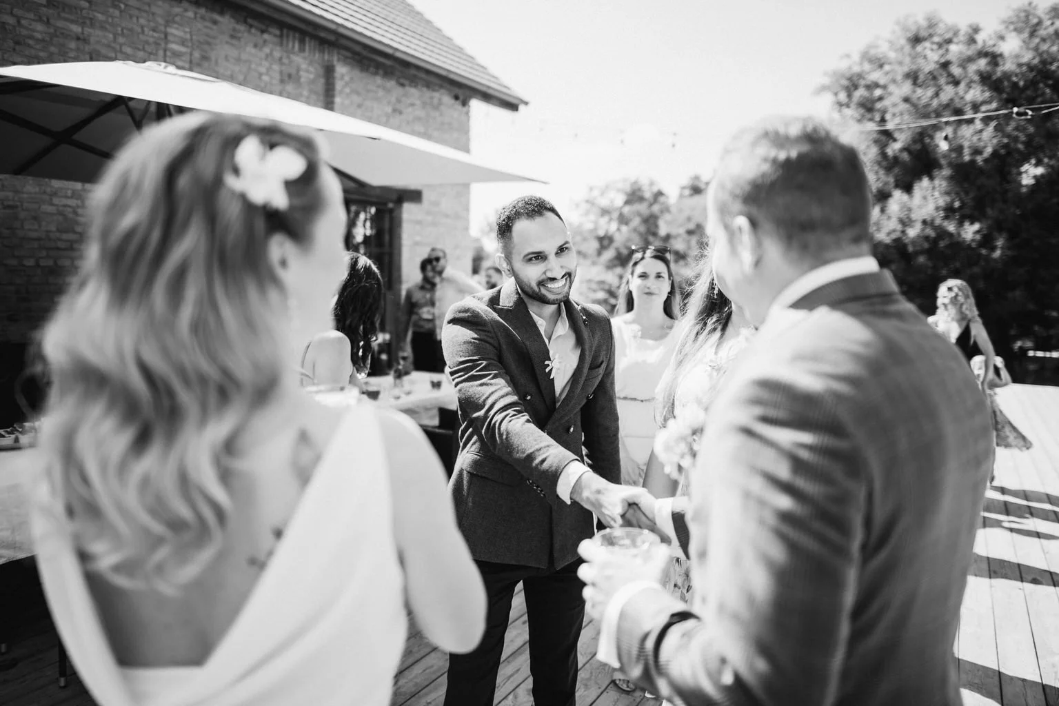 svatba-mlyn-na-dobry-vode-praha-wedding-prague-photographer-fotograf-2022-venkonvi36.jpg