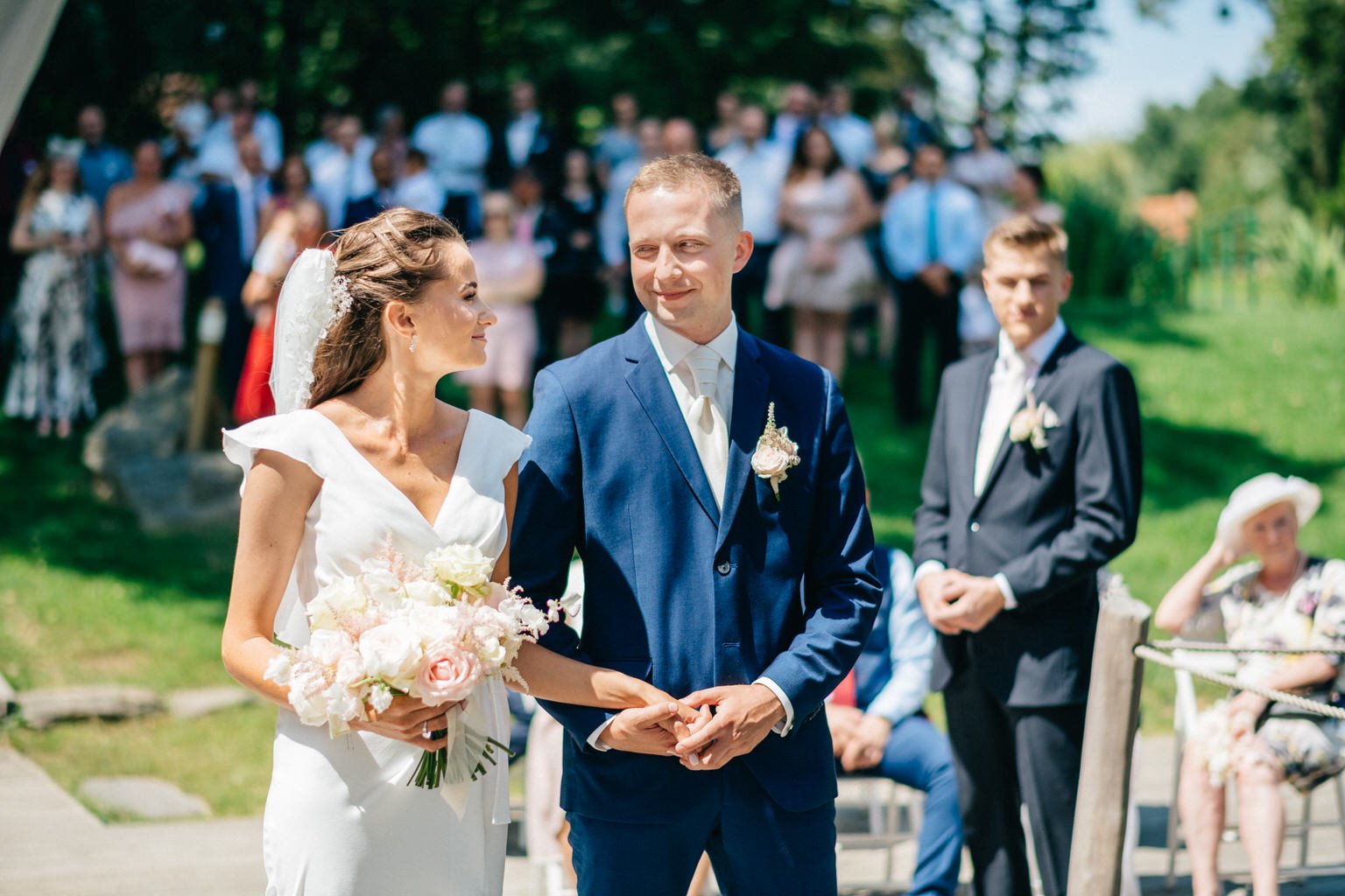 statek-vsetice-svatba-letni-boho-wedding-love-prague-fotograf-patrickhacha-202248.jpg