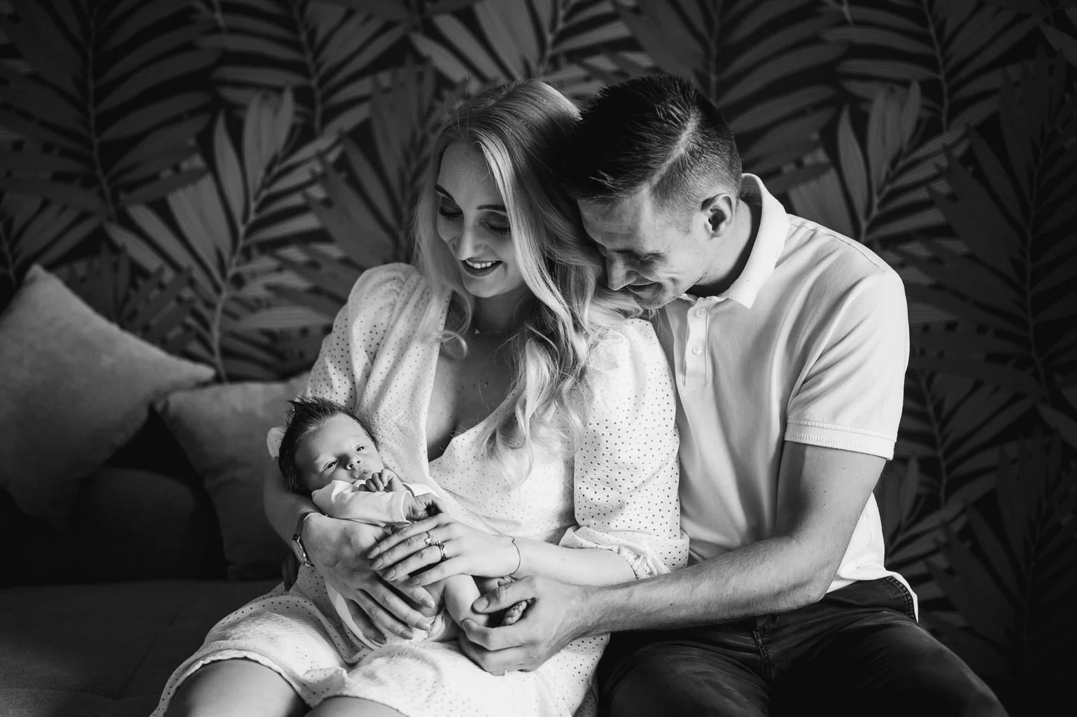 rodinne-foceni-prague-family-patrickhacha-2022-newborn-boy-kluk-rodina-patrickhacha1.jpg