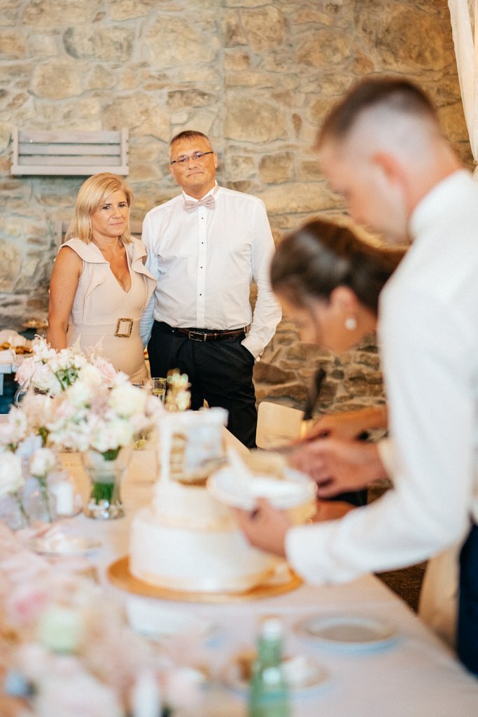 statek-vsetice-svatba-letni-boho-wedding-love-prague-fotograf-patrickhacha-2022100.jpg