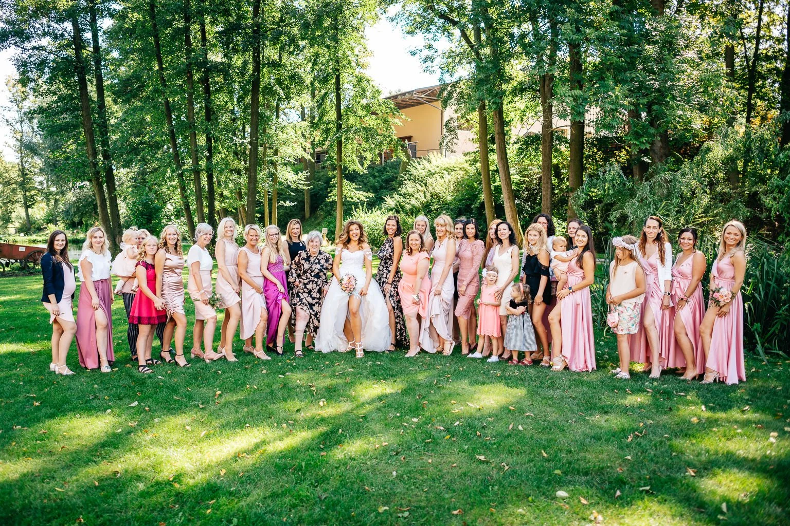 Vsetice-svatba-fotograf-wedding-patrikhacha-057.jpg