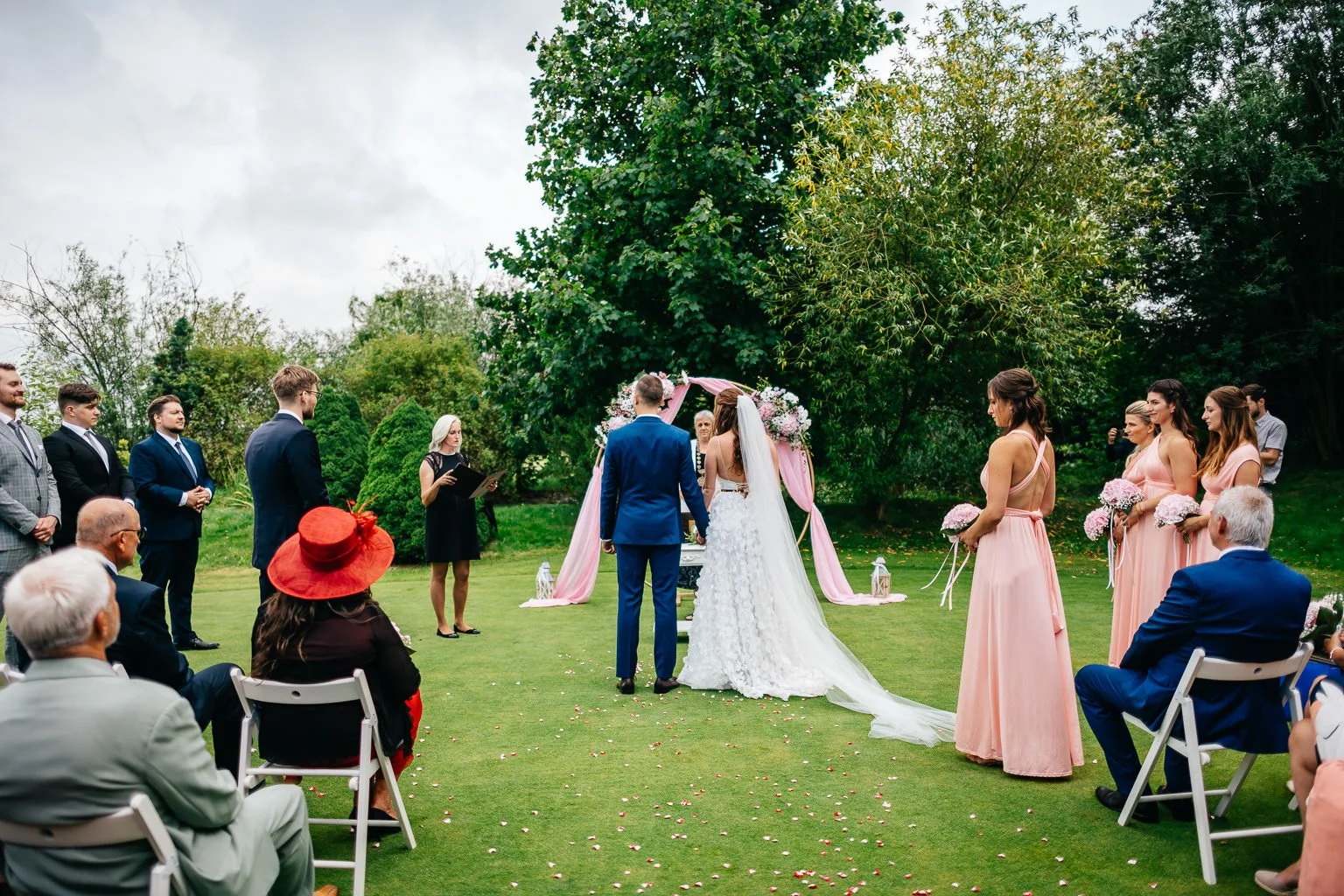 areal-botanika-svatba-fotograf-wedding-patrikhacha-025.jpg