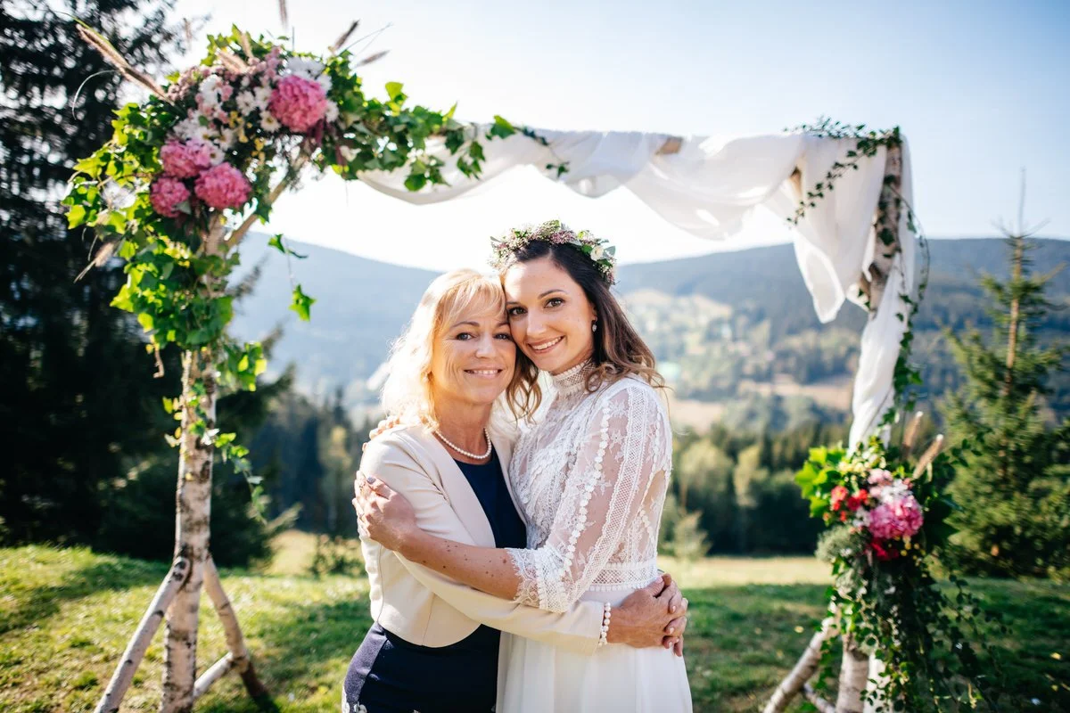 svatba-spindl-wedding-nahorach-hory-krkonose-spindleruvmlyn-horalka-priroda-hory-v-lese-099.jpg