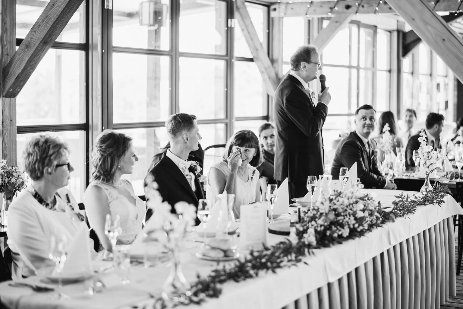 equitana-svatba-2022-fotograf-patrickhacha-pribramsko-wedding-kone54.jpg